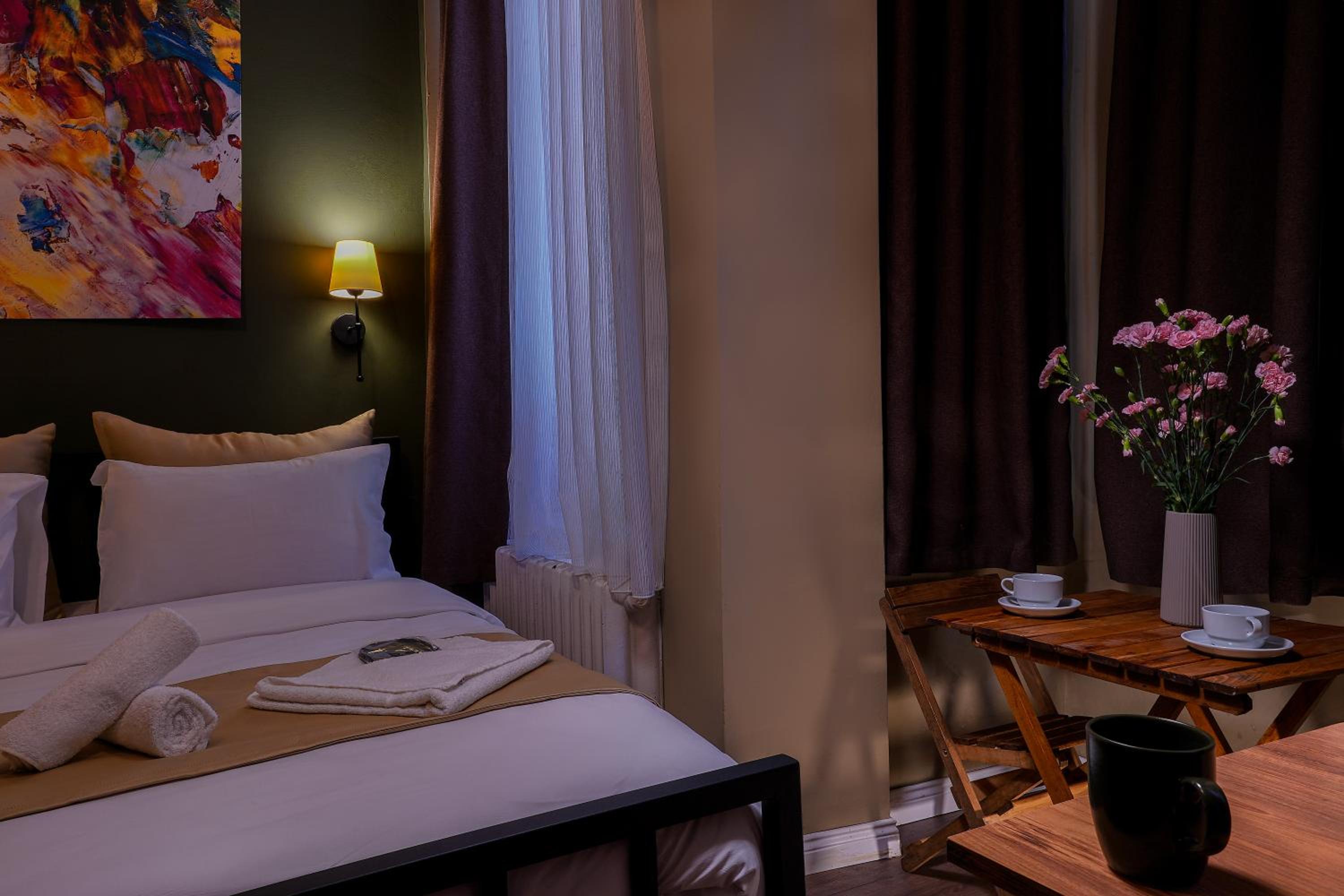 King Room with Spa Bath photo 2