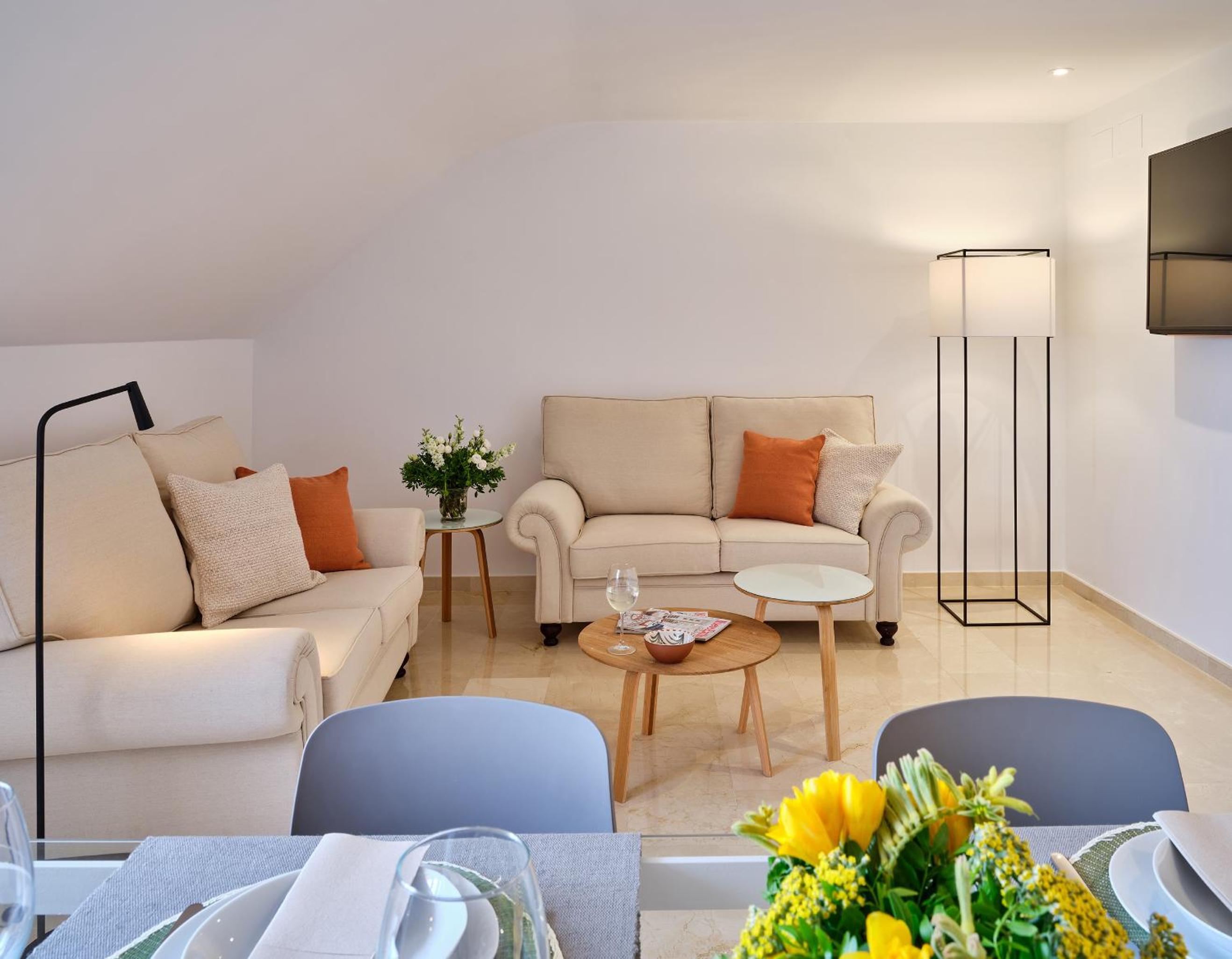 Apartamento con Terraza - Ático (Anexo)