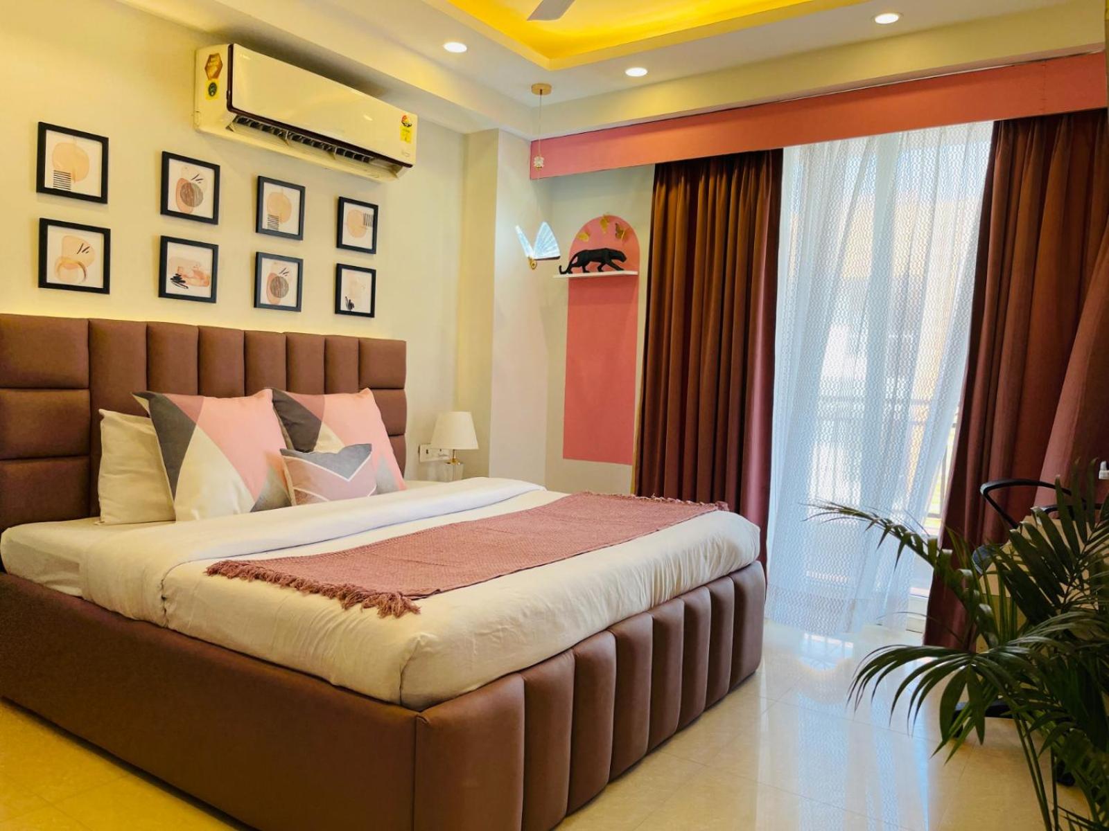 One-Bedroom Apartment - Photo 4