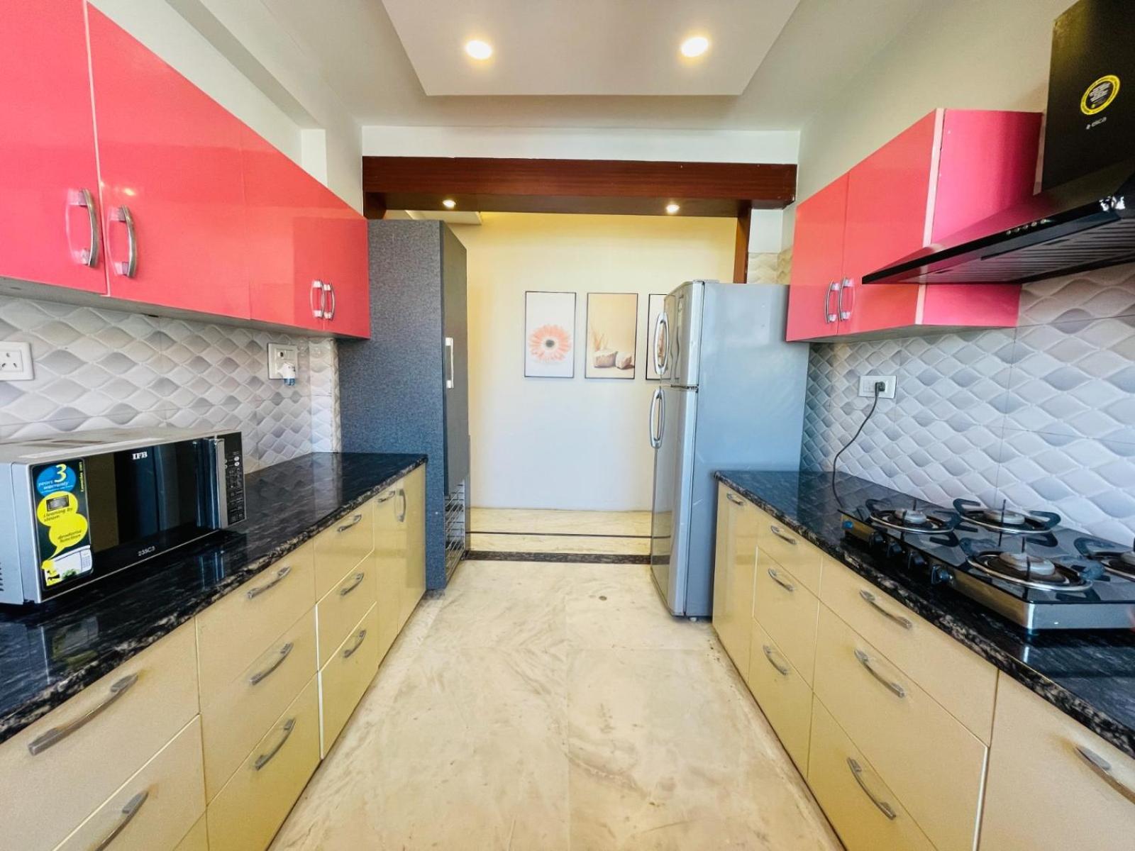One-Bedroom Apartment - Photo 12