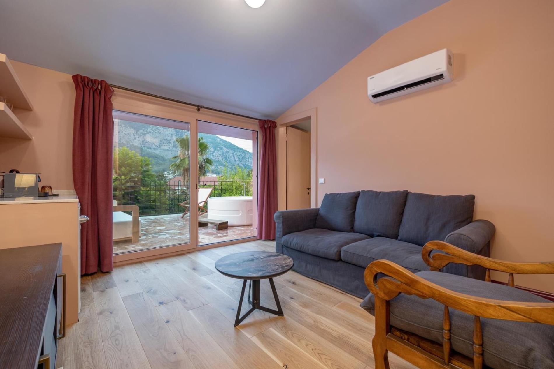Family Suite - Photo 1