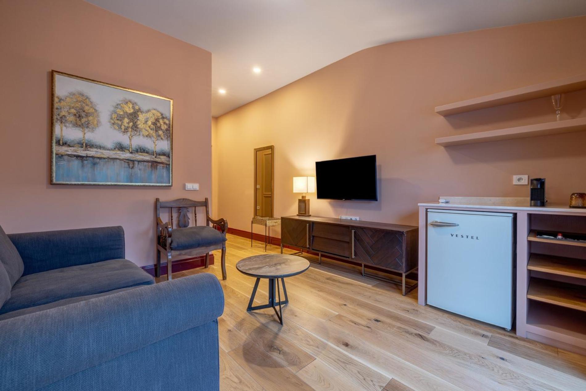 Family Suite - Photo 2