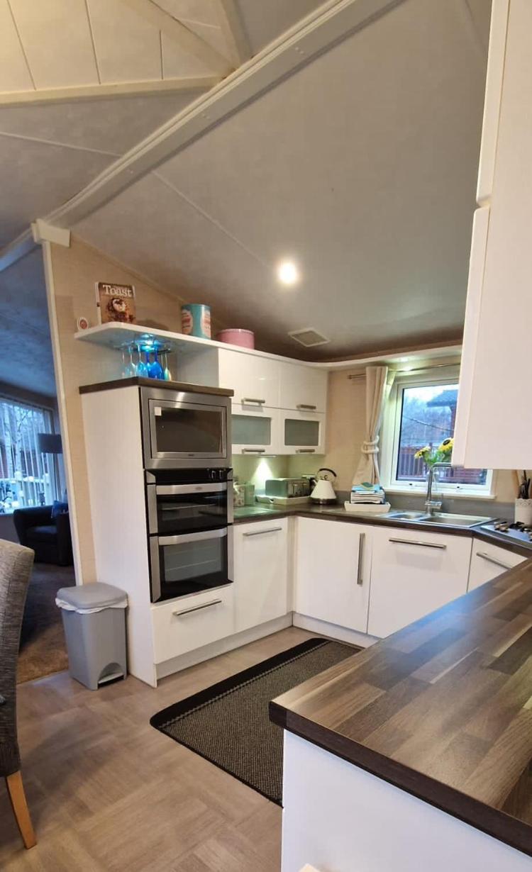 Two-Bedroom House photo 2