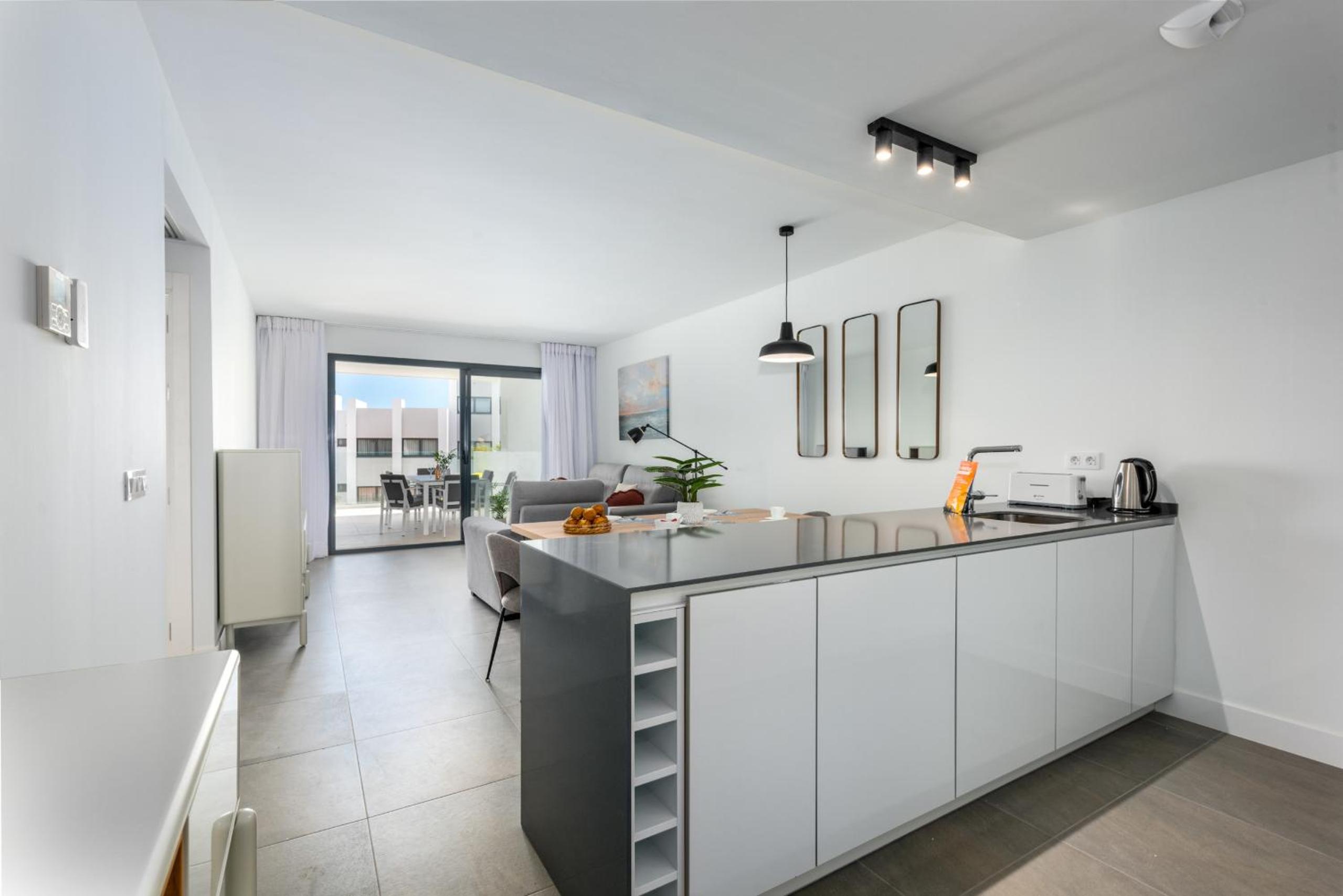 Apartment with Terrace photo 3