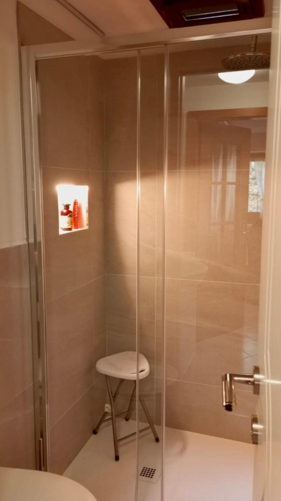 One-Bedroom House - Photo 25