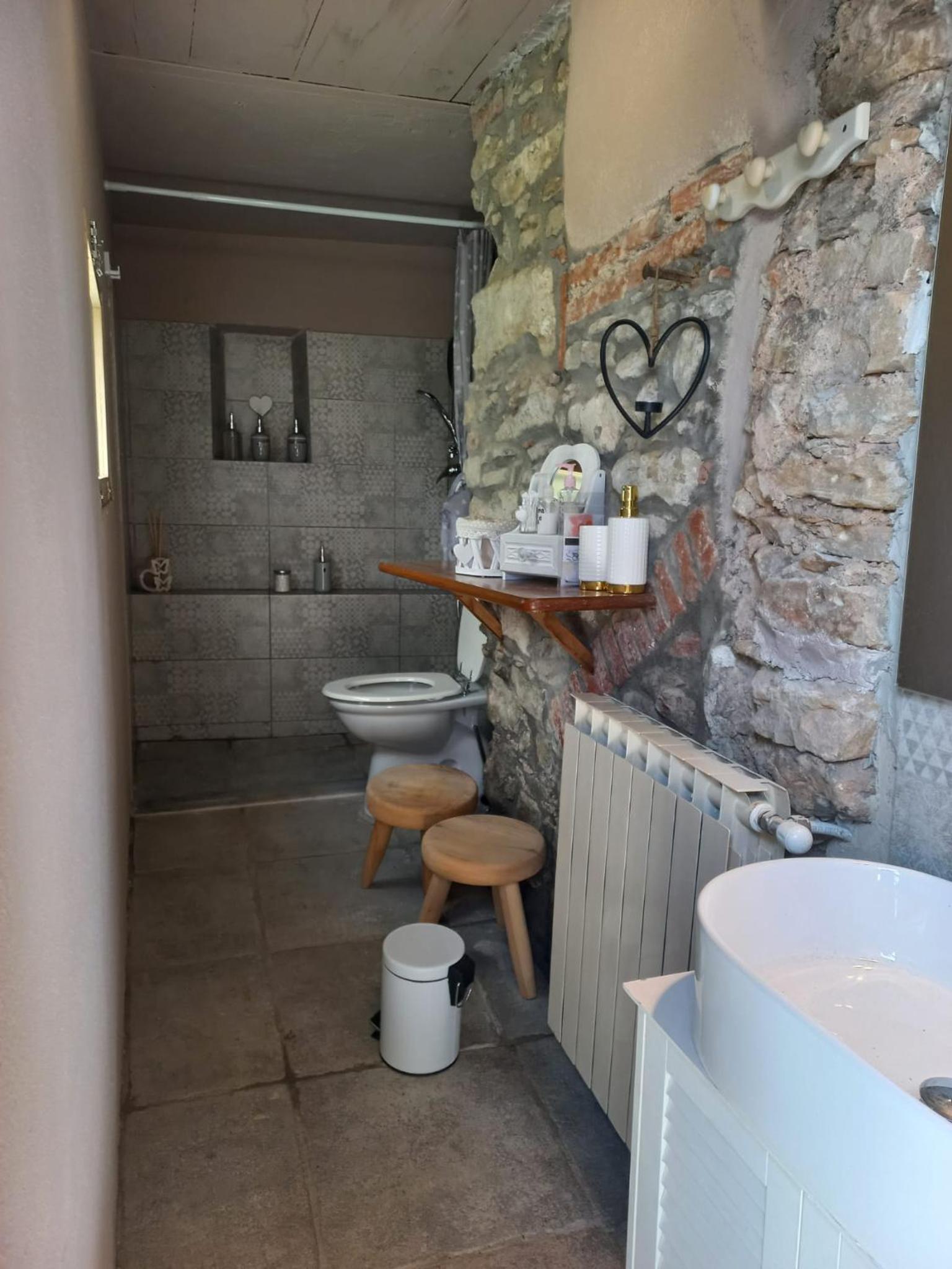 Double Room with Private External Bathroom photo 3
