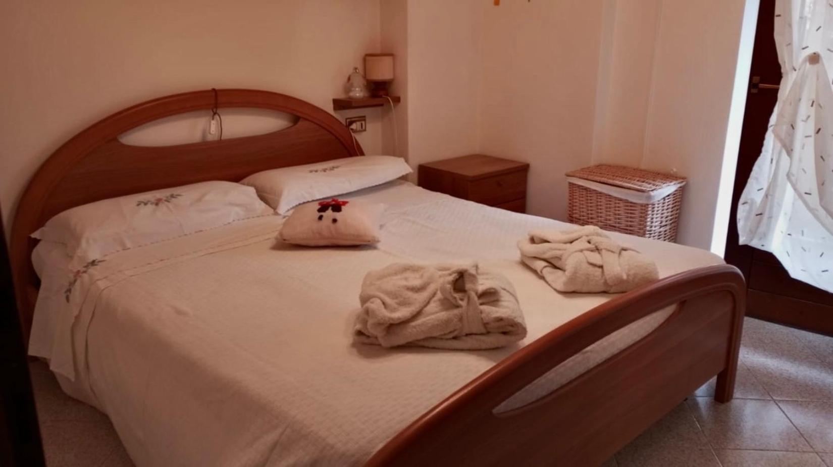 One-Bedroom House - Photo 1