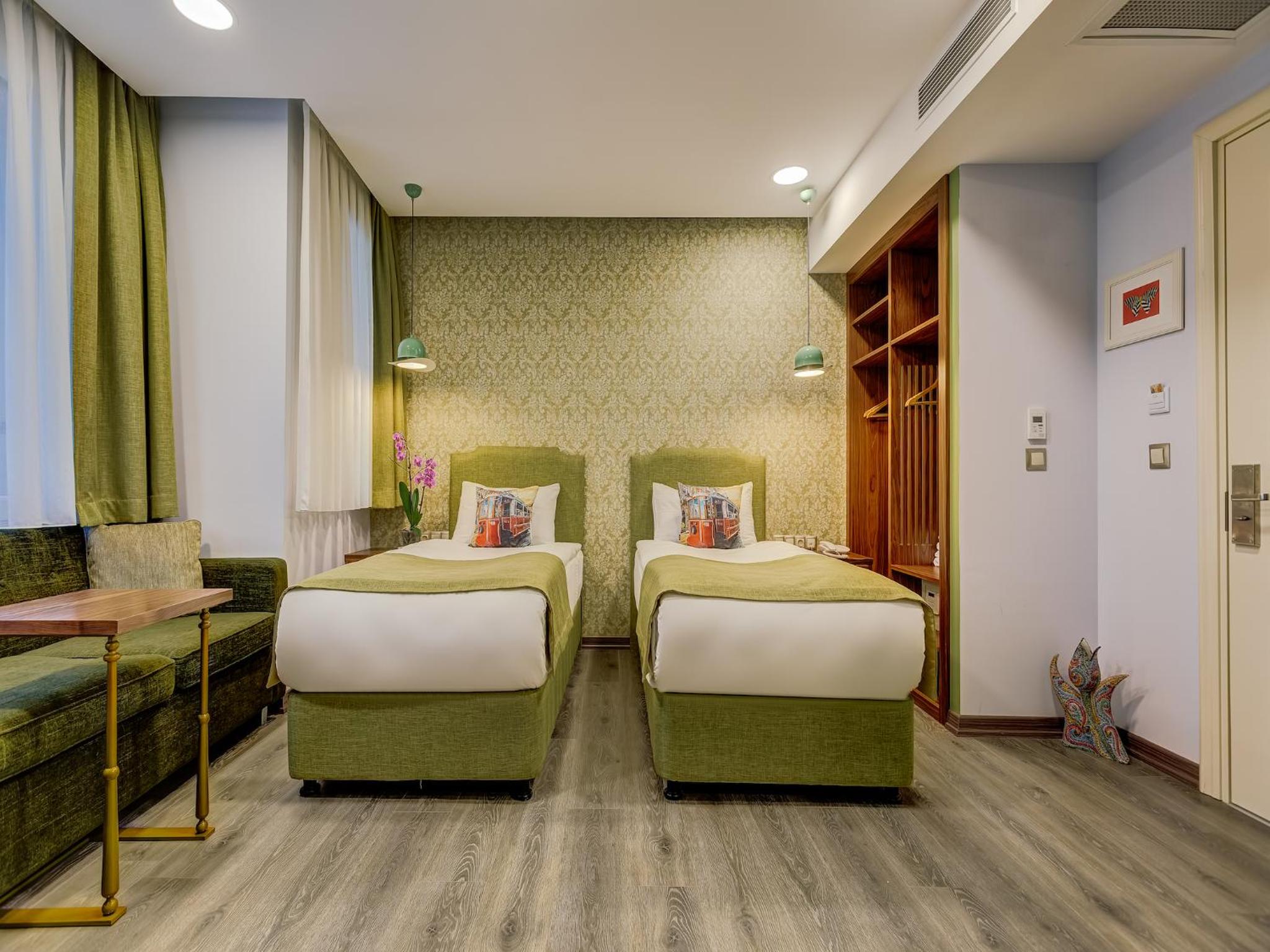 Superior Twin Room photo 1