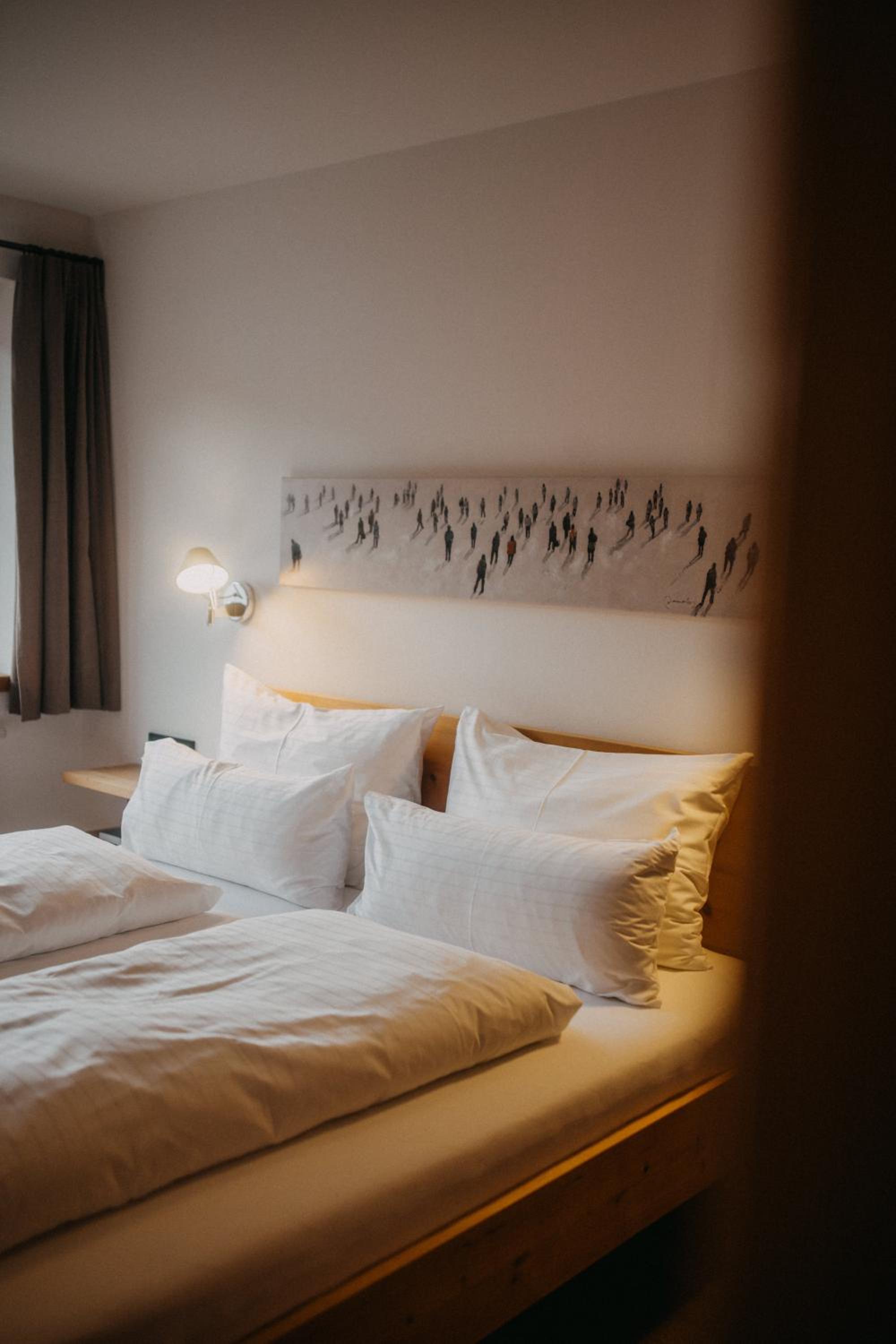 Double Room with Balcony - Photo 19