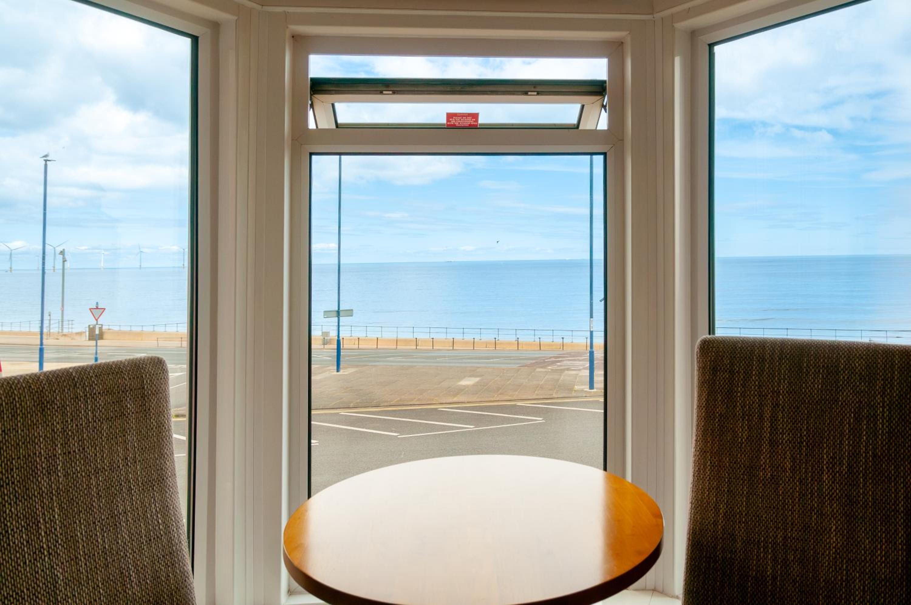 King Room with Sea View photo 3