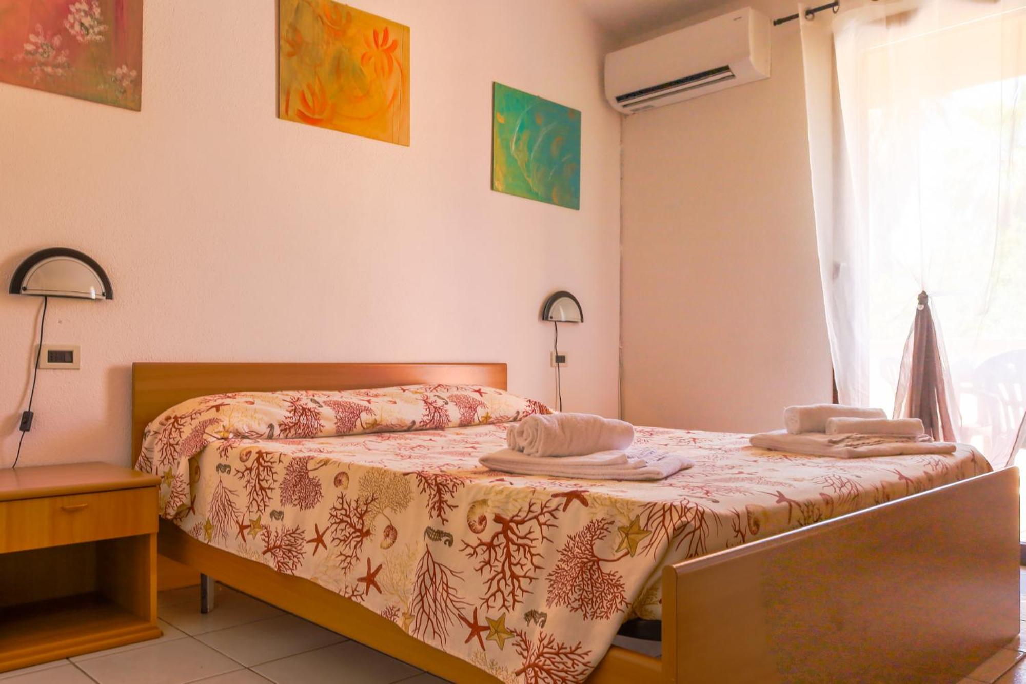 One-Bedroom Apartment (4 Adults + 2 Children)) photo 1