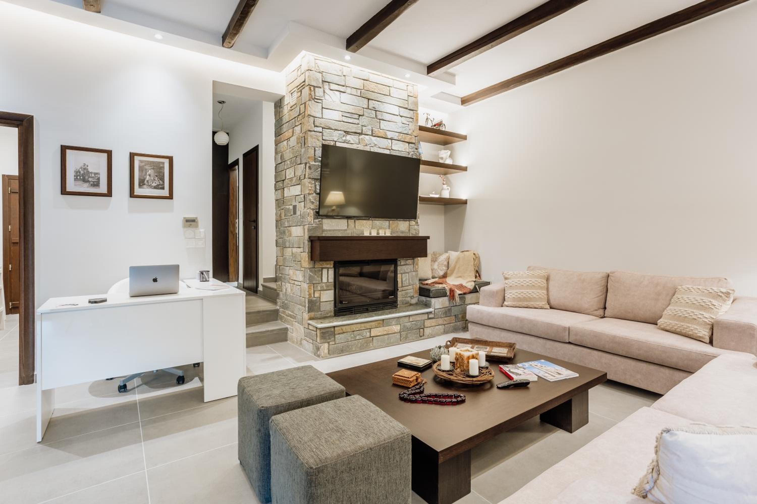 Three-Bedroom Villa photo 1