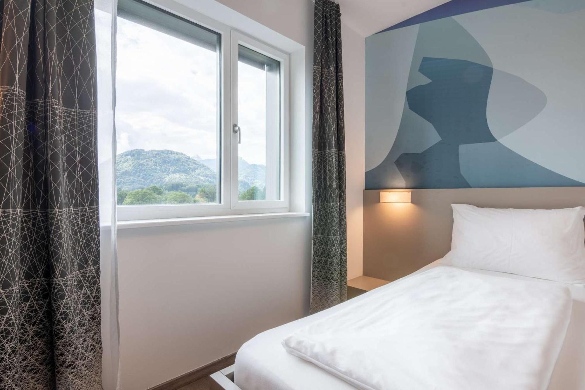 Standard Double Room with Double Bed - Photo 12