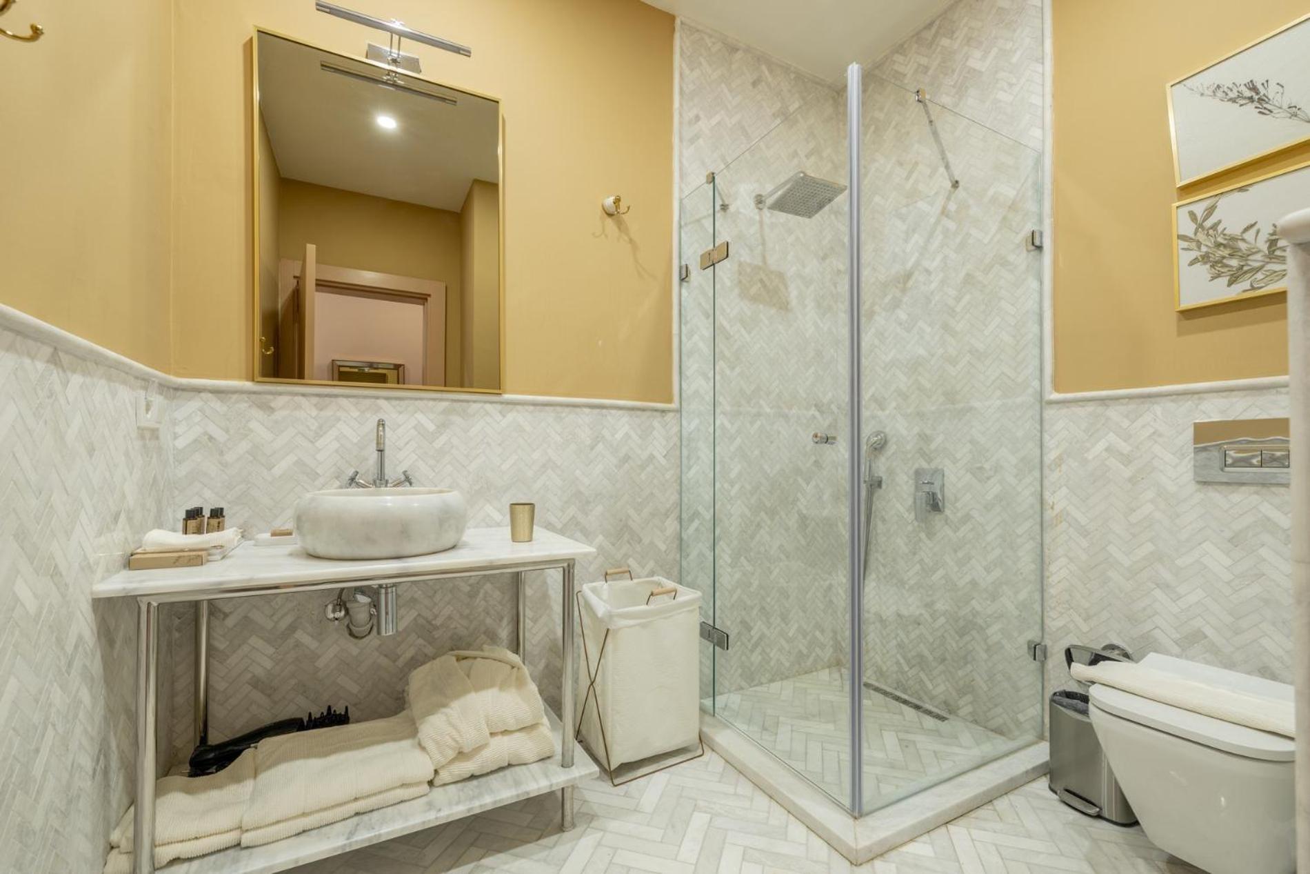 Junior Suite with Private Pool - Photo 2