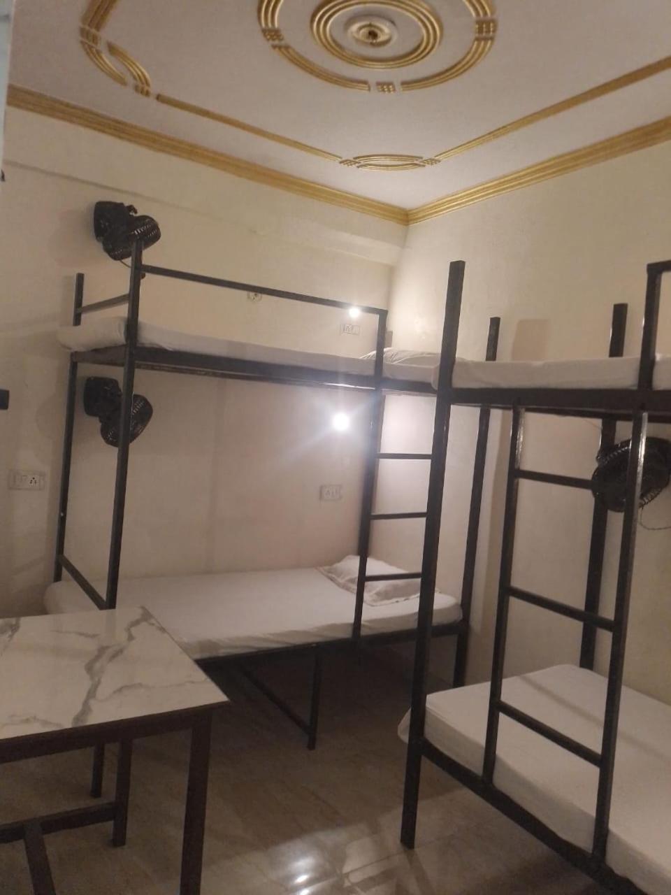 Bed In 4-Bed Mixed Dormitory Room photo 1
