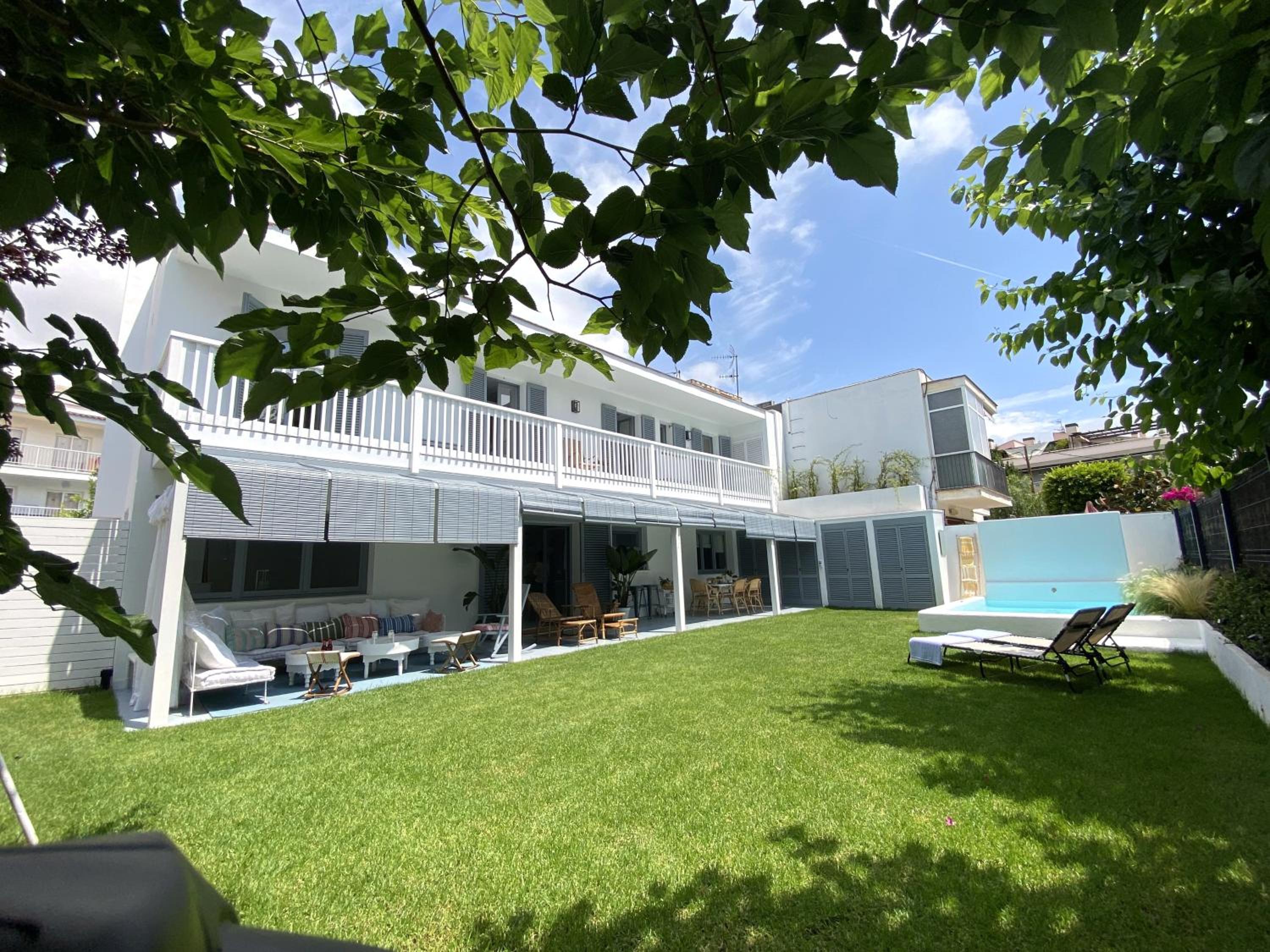 Deluxe Villa photo 2