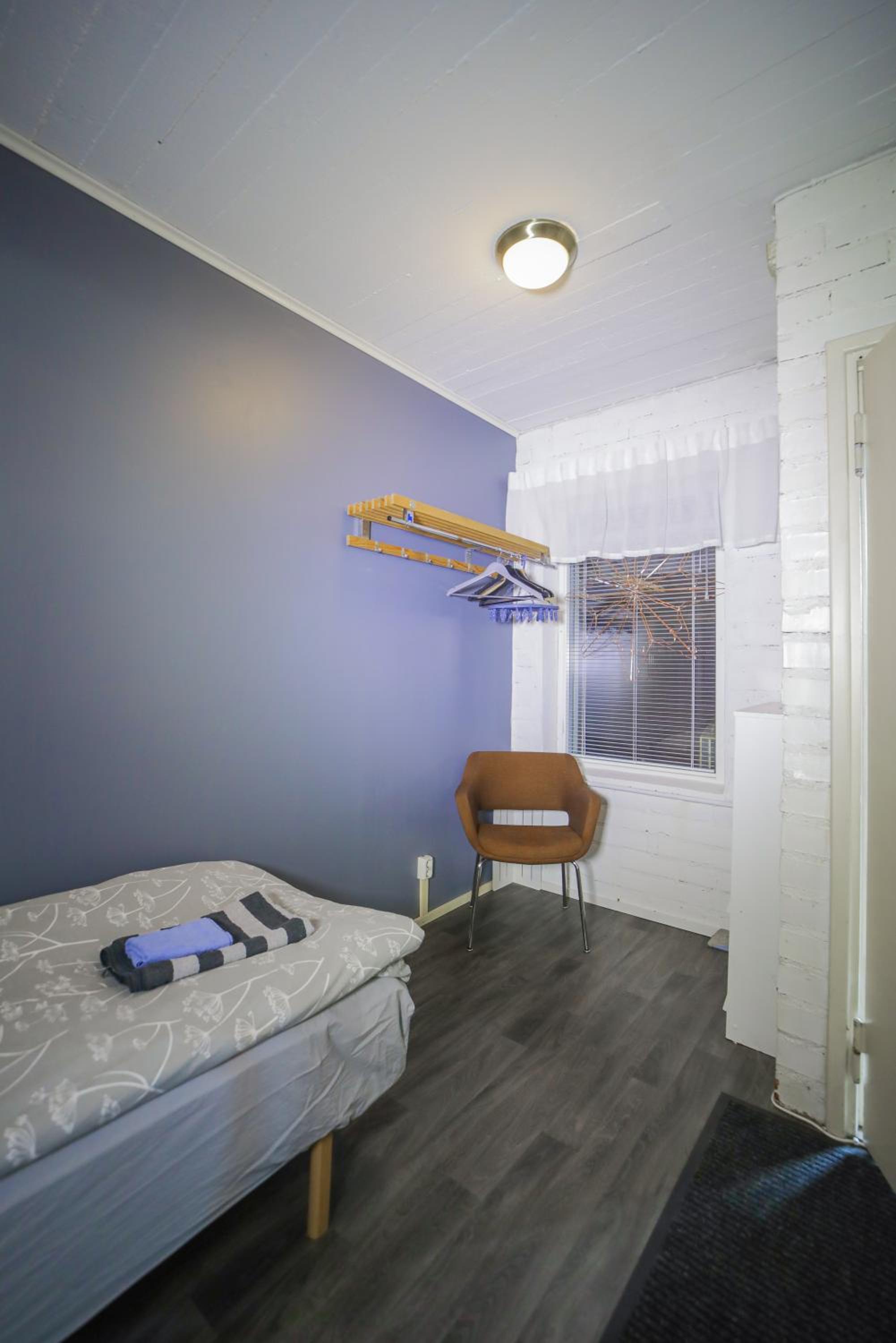 Comfort Triple Room with Shower - Photo 10