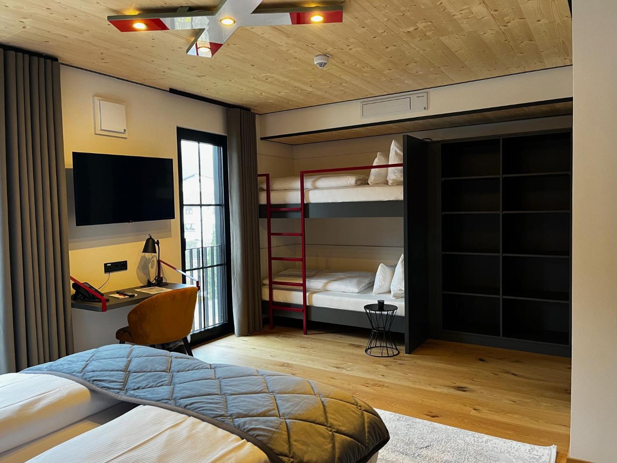 Double Room - Photo 23