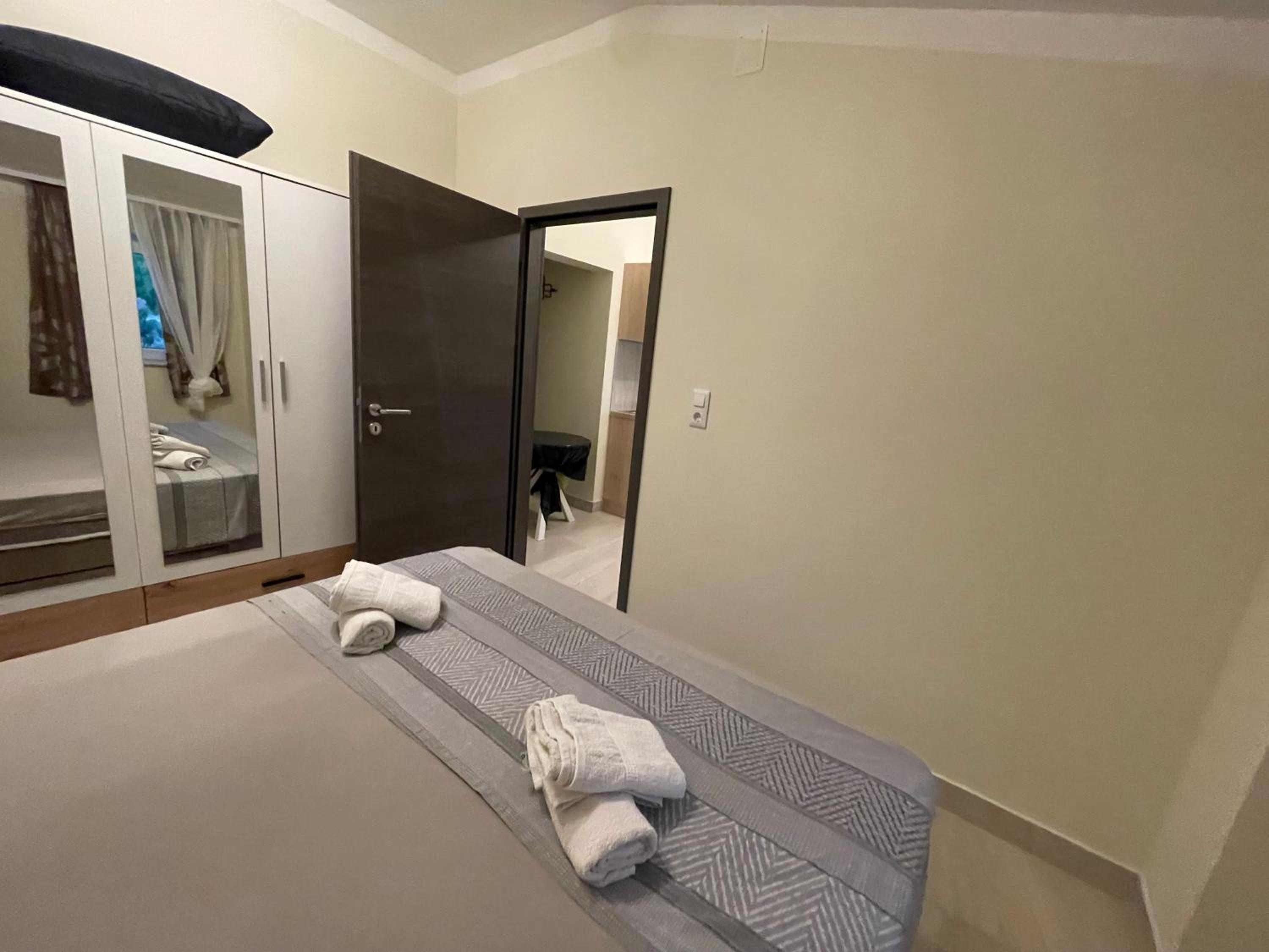 Family Studio - Photo 12