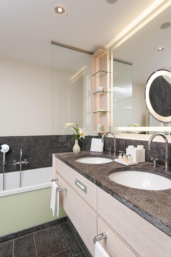 Superior Suite with Sea View photo 2