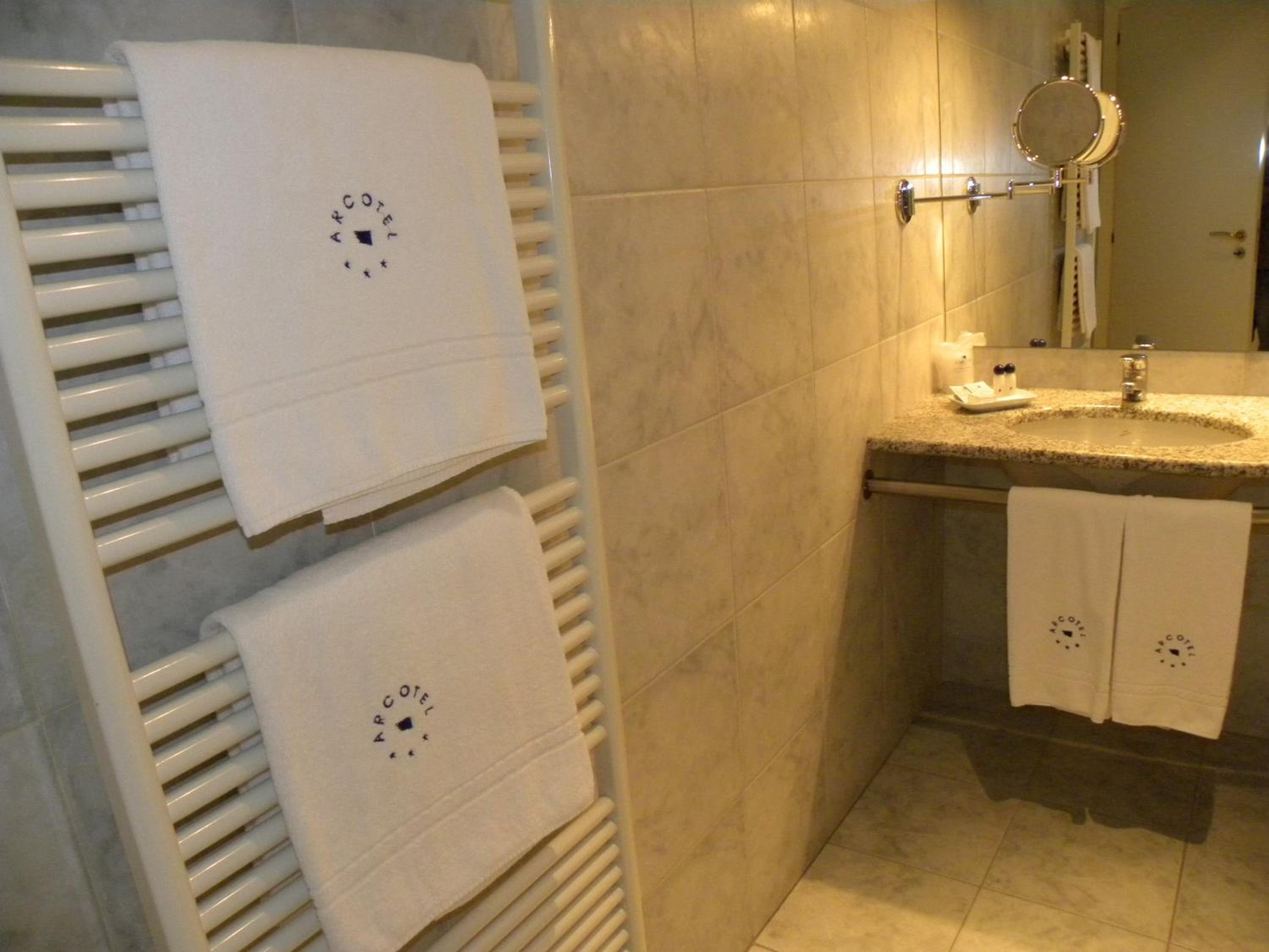 Standard Double Room (1 Adult) photo 2