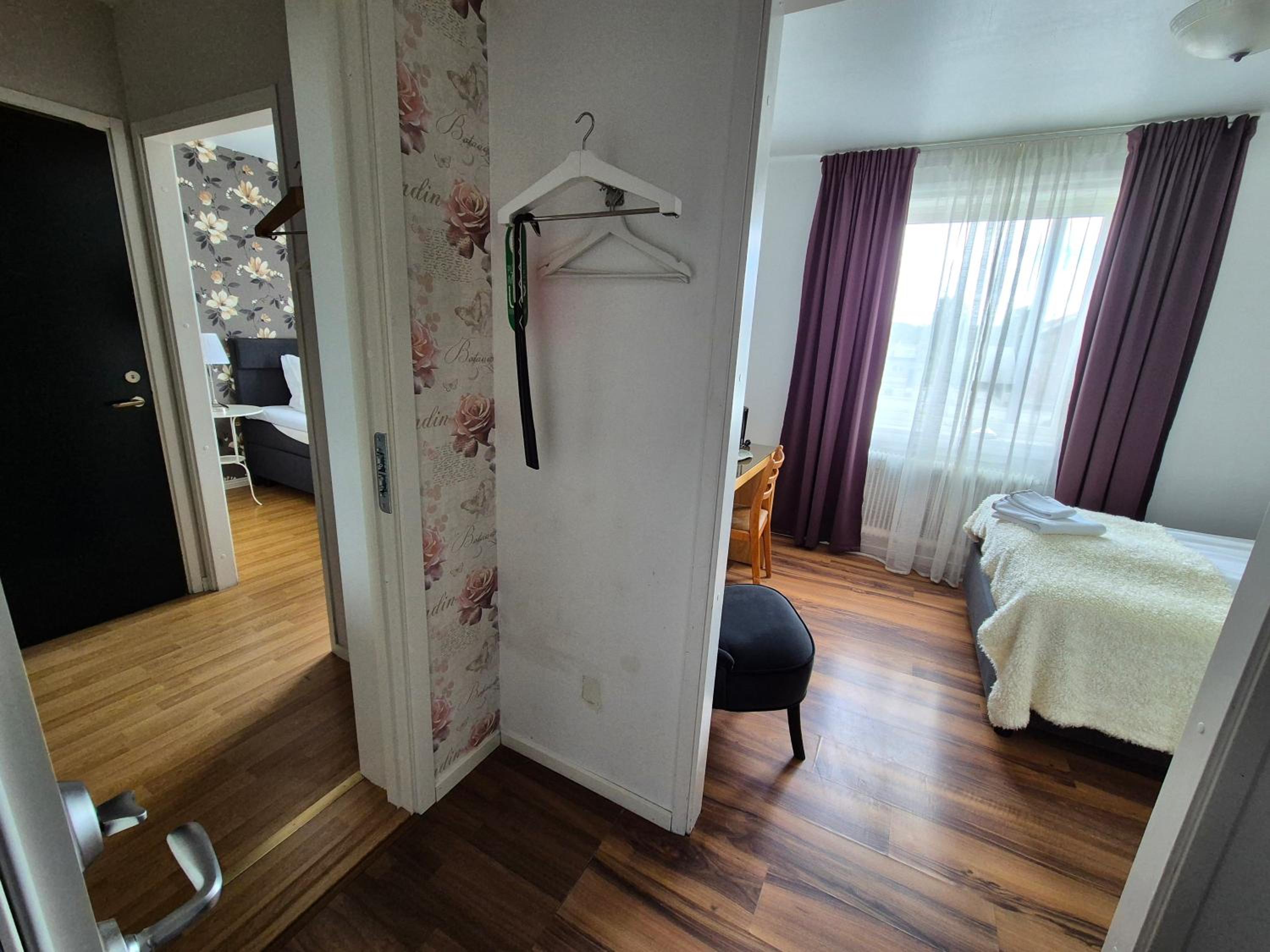 Family Double Room - Photo 4