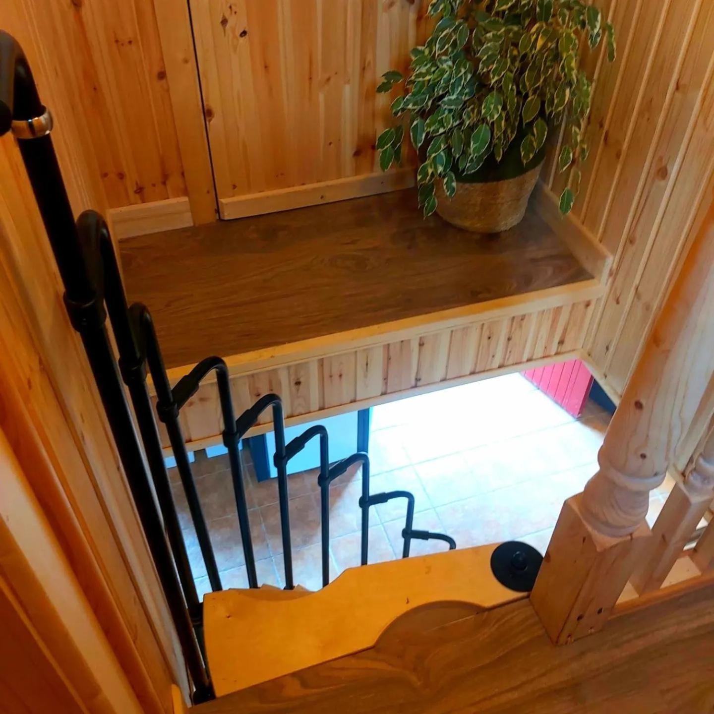 Two-Bedroom House photo 3