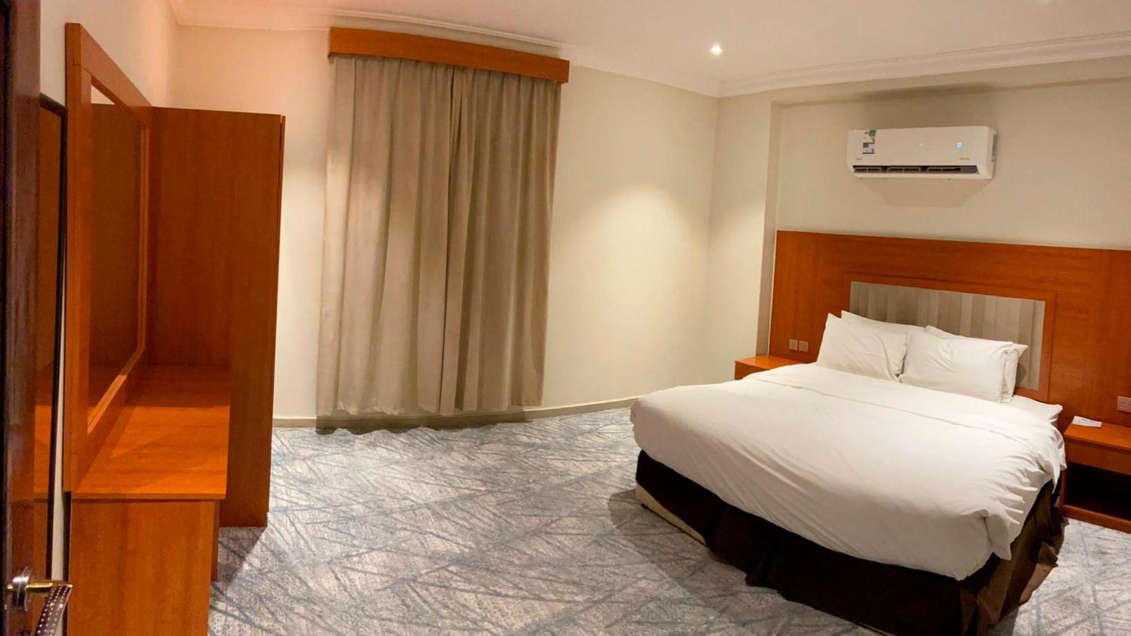Superior Suite - Photo 1