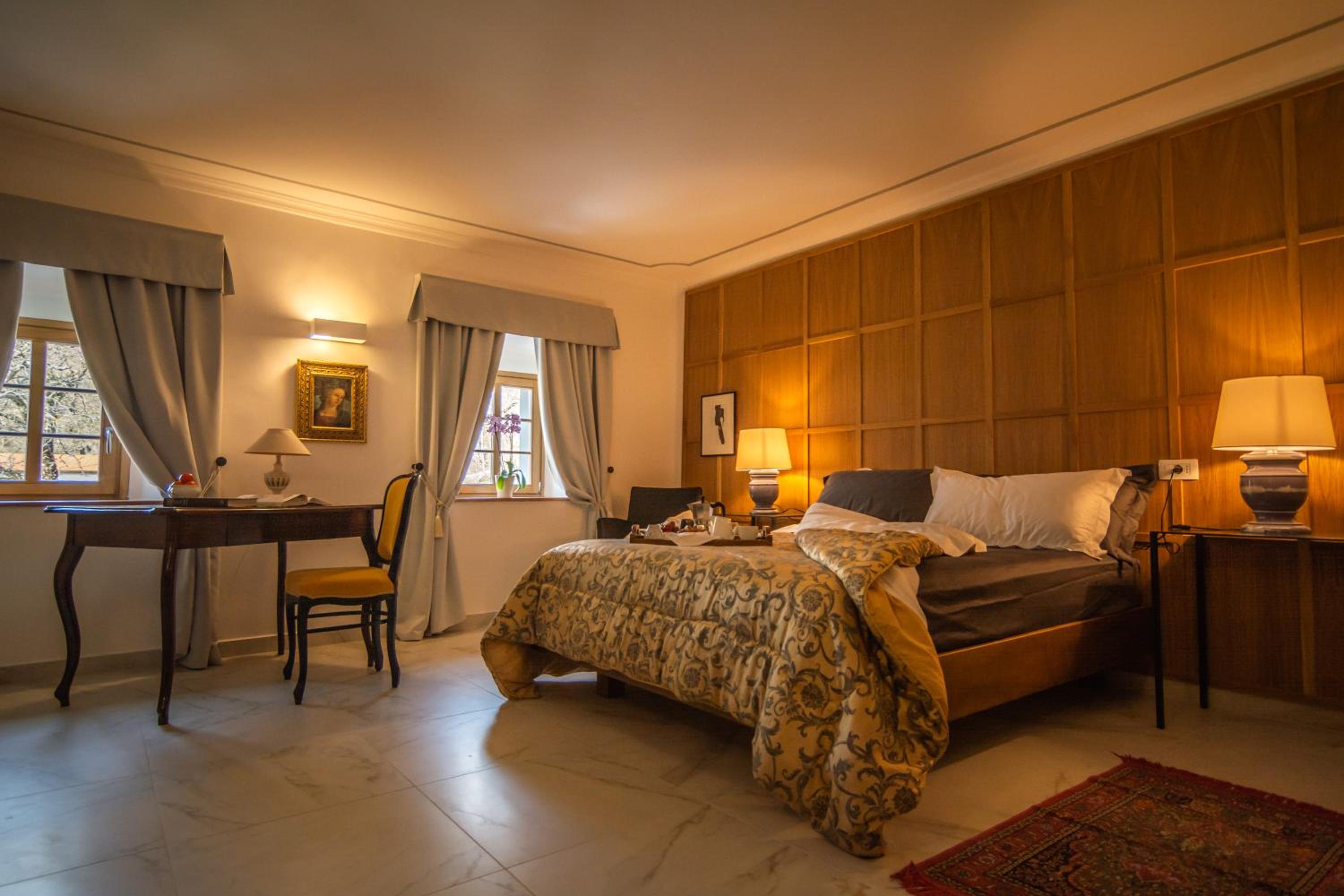 Deluxe Queen Room photo 3
