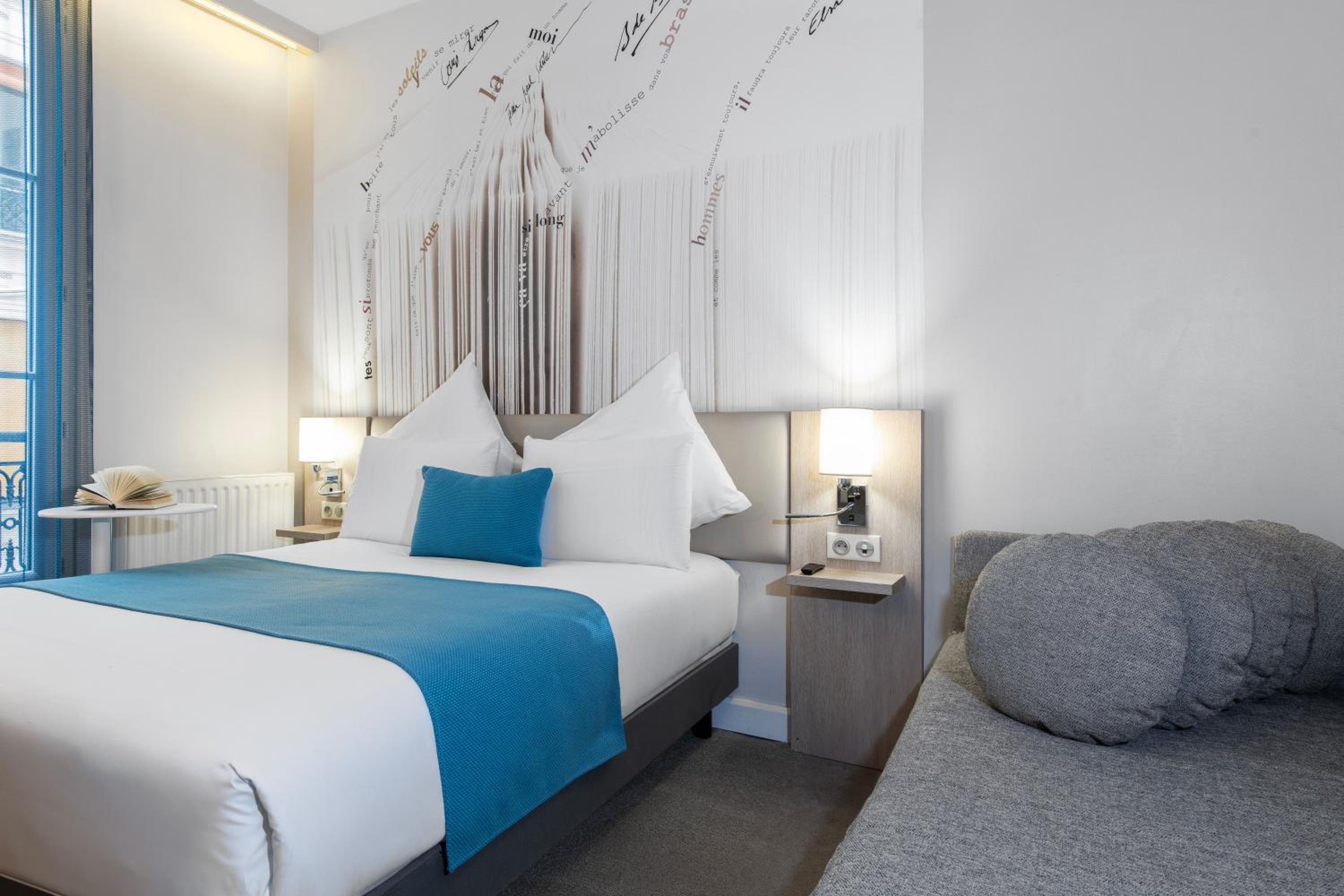 Privilege Double Room with Sofa Bed thumbnail 5