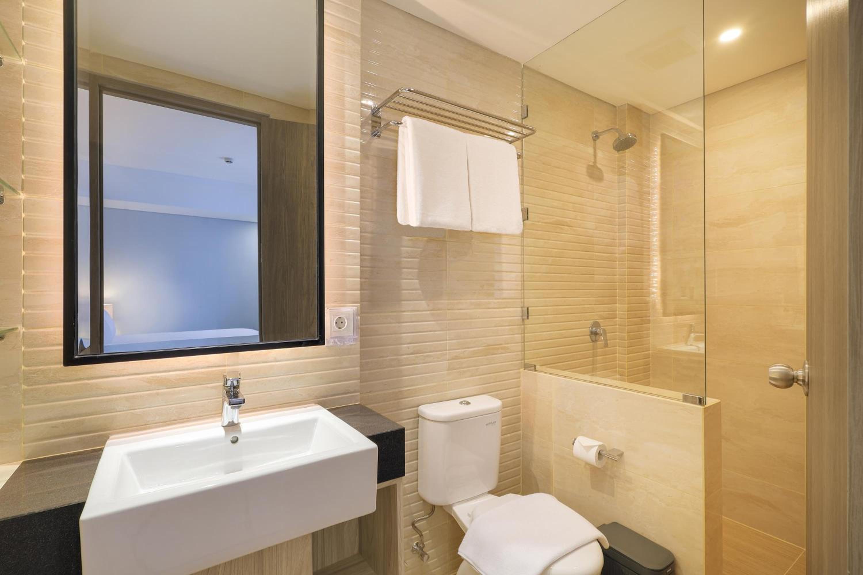 Superior Double Room (Newly Renovated) - Photo 2