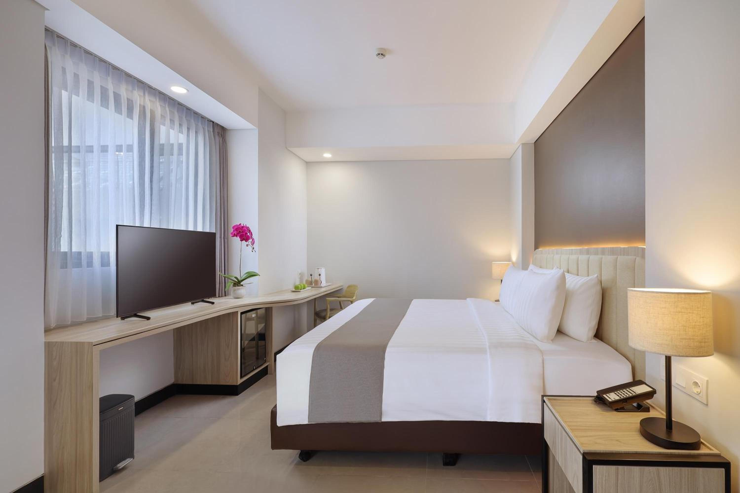 Superior Double Room (Newly Renovated) - Photo 5