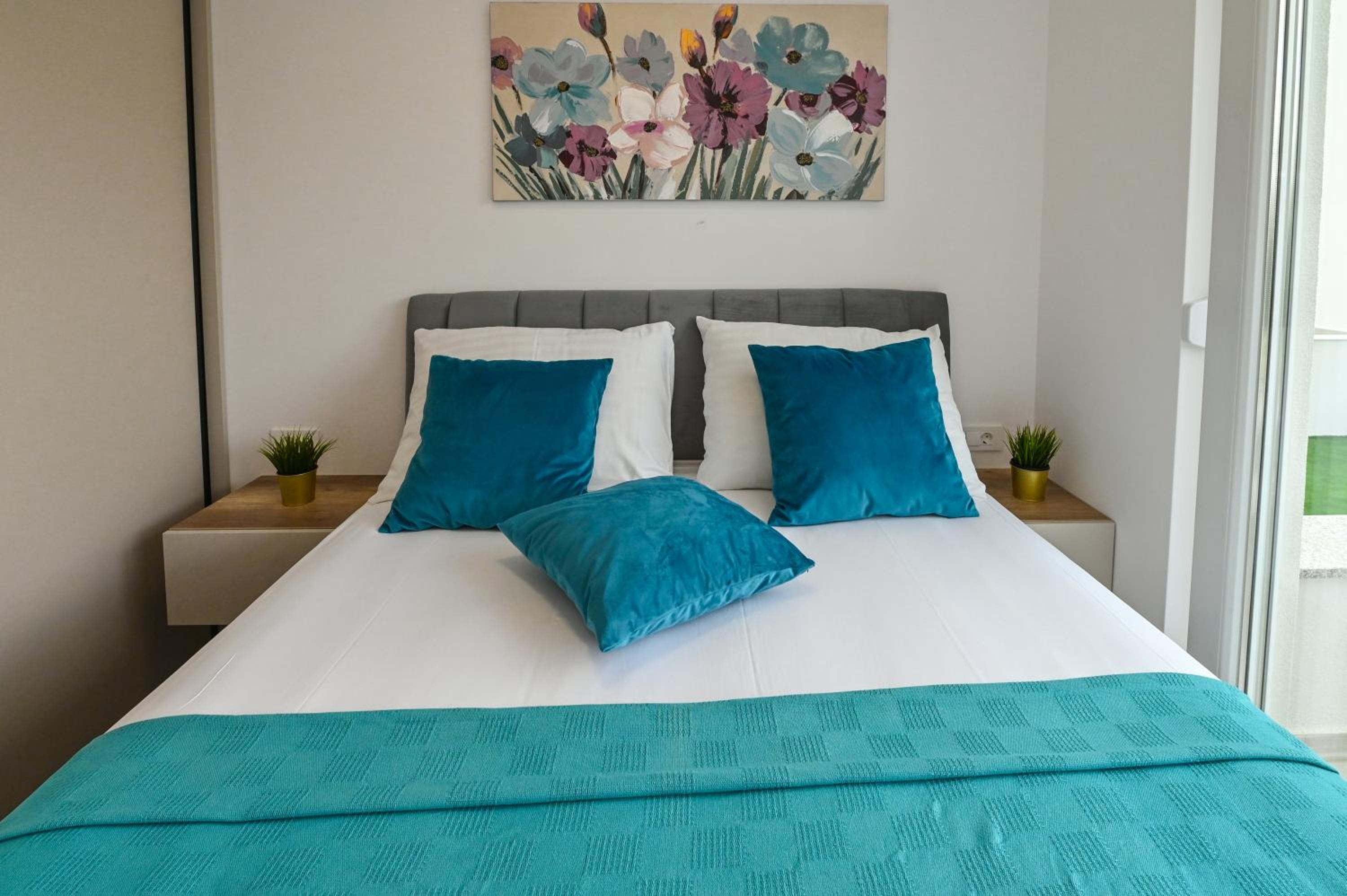 Two-Bedroom Apartment with Terrace photo 1