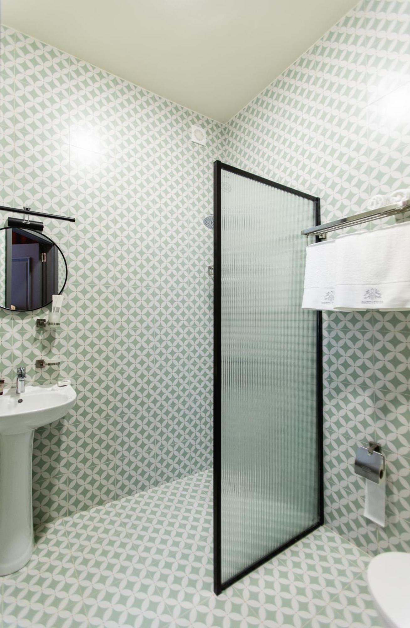 Double or Twin Room photo 3
