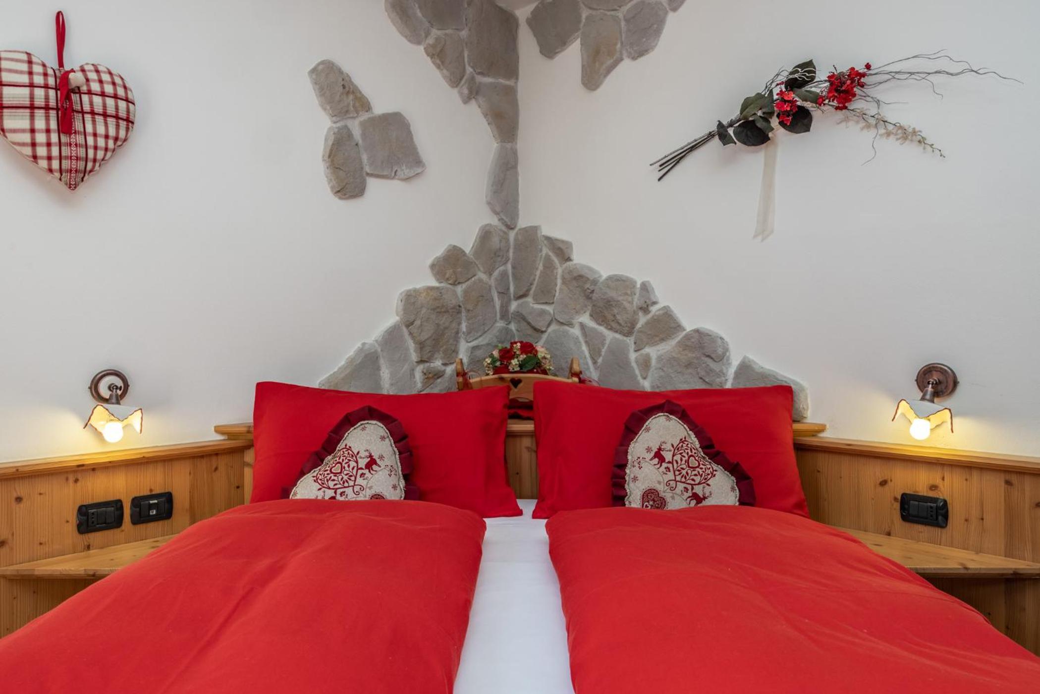 Double Room - Photo 4
