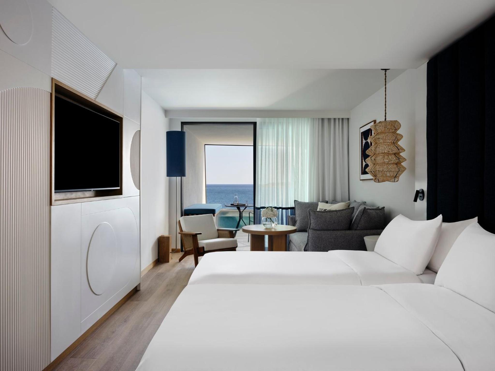 Premium Twin Room with Private Plunge Pool and Sofa Bed - Sea View thumbnail 6