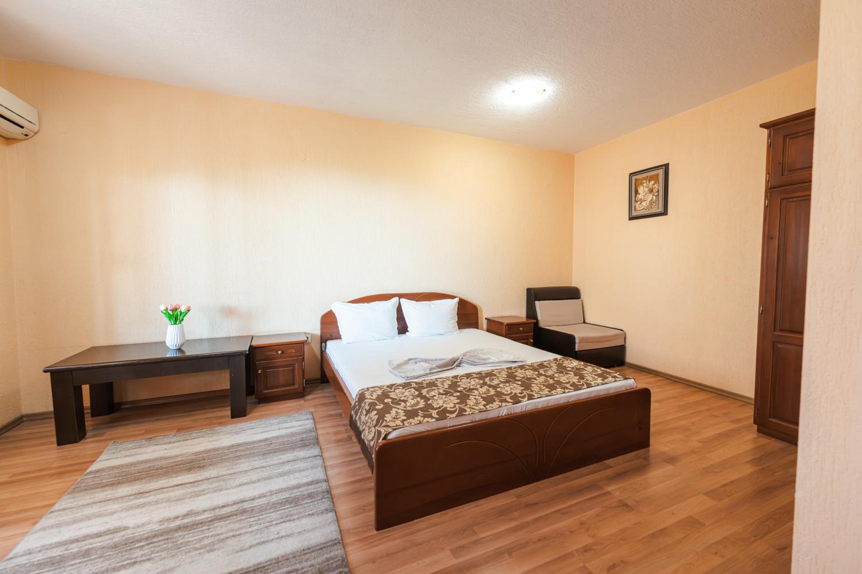 Suite with Balcony (4 Adults), photo 7