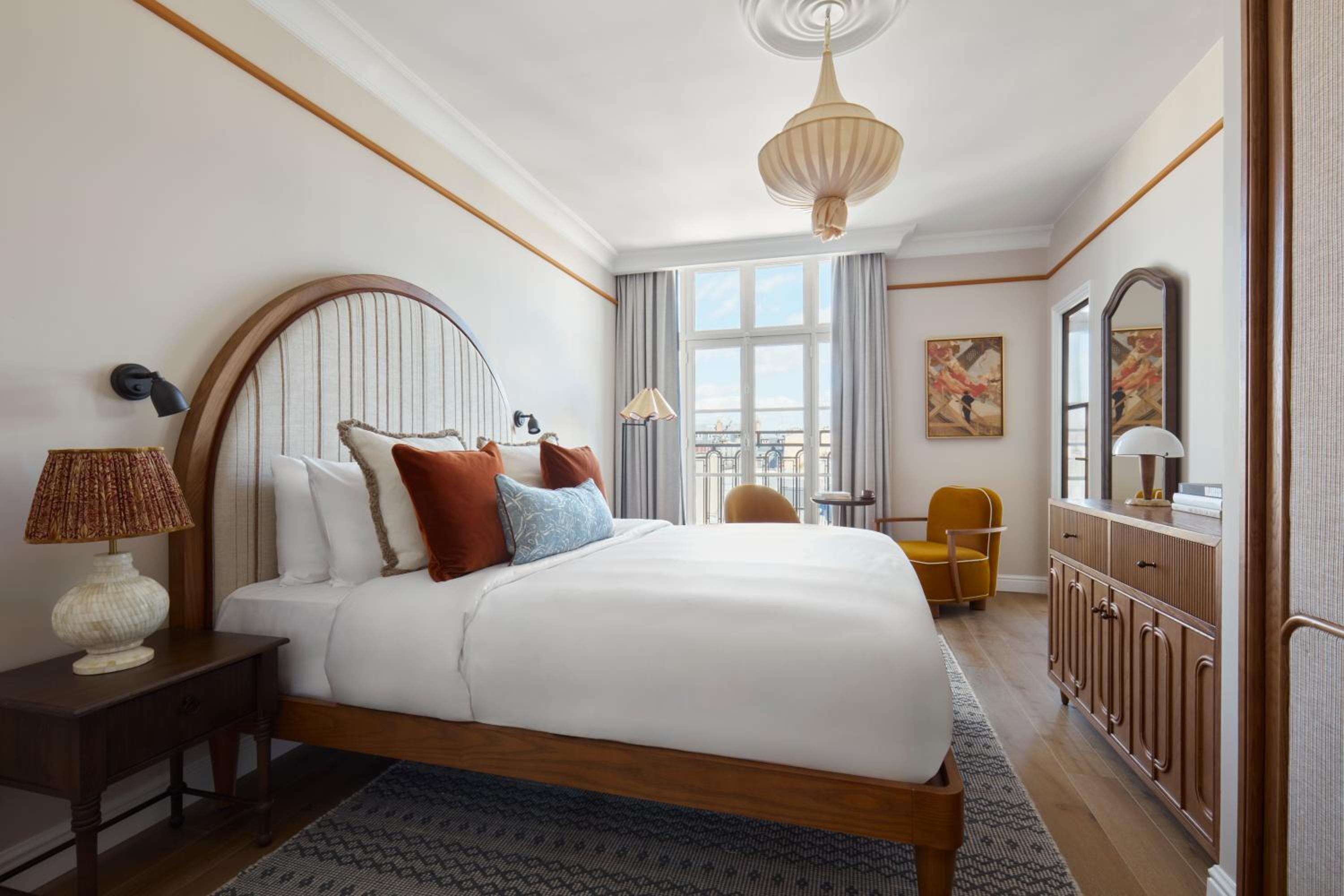 Classic Room - Eiffel Tower View  photo 1