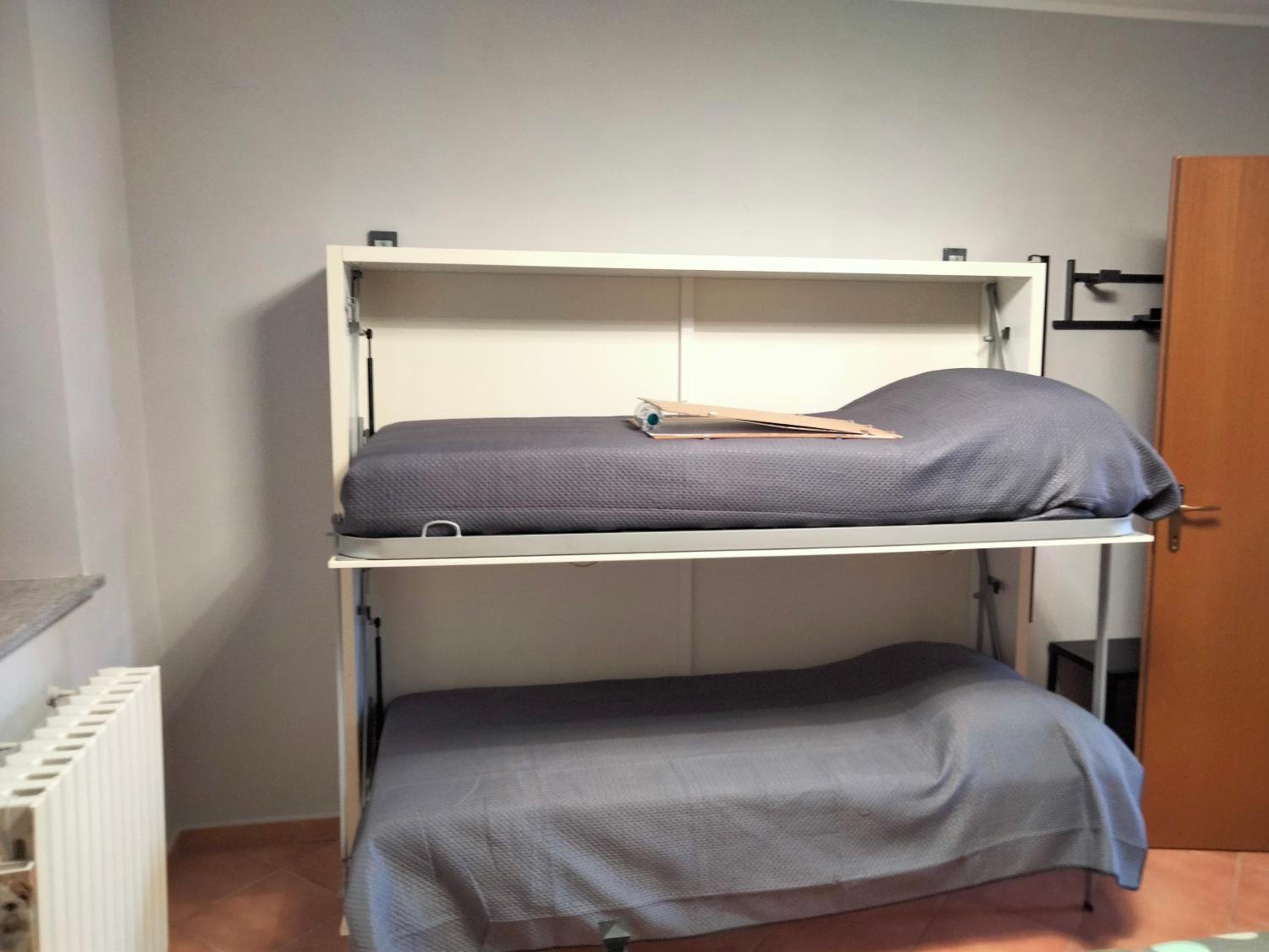 One-Bedroom Apartment photo 2