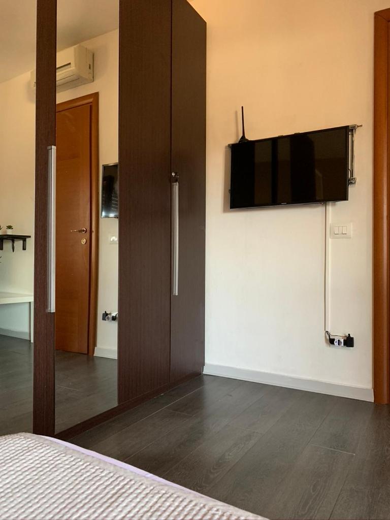 Two-Bedroom Apartment photo 2
