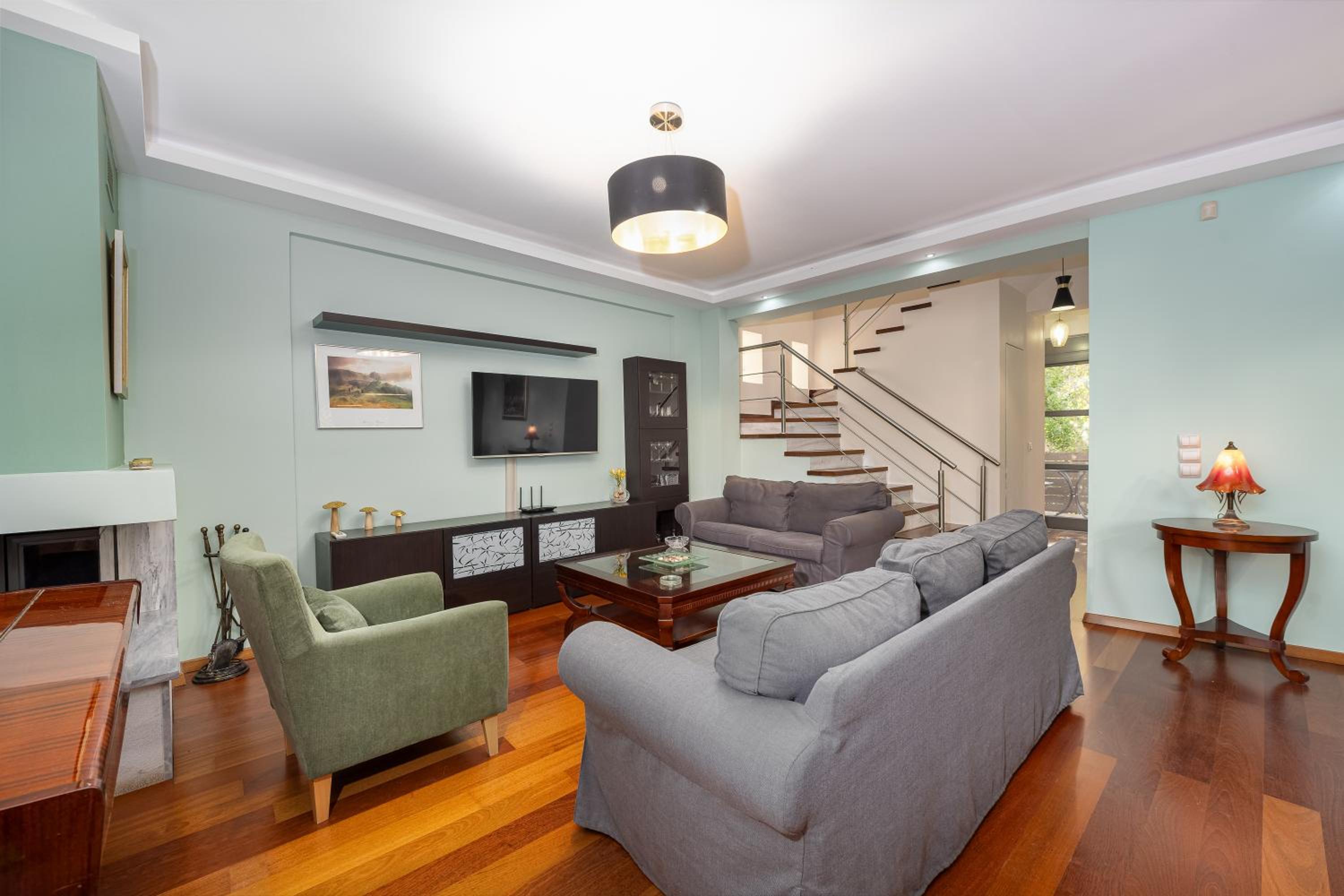 Villa photo 1