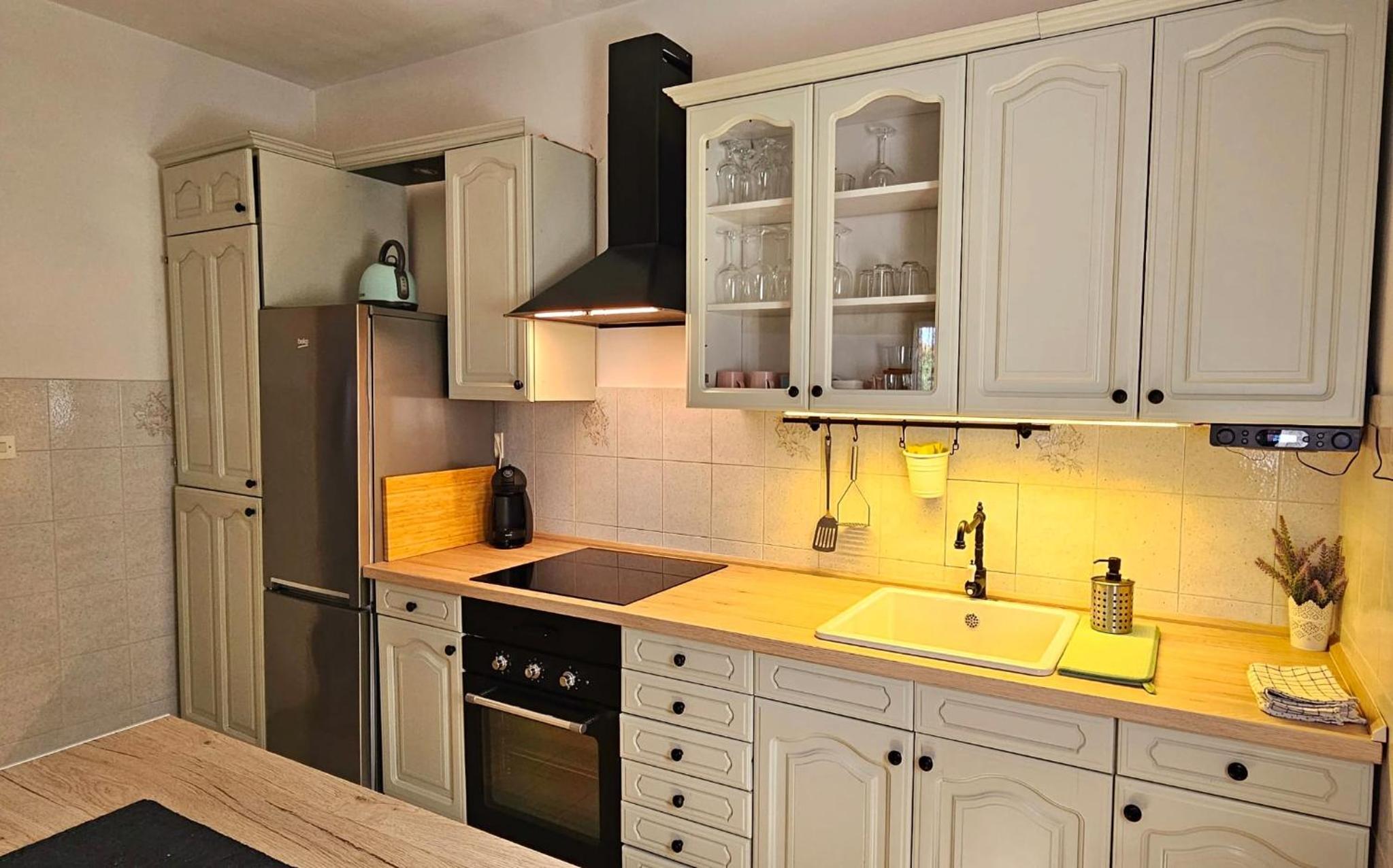 Three-Bedroom Apartment with Private Pool photo 2