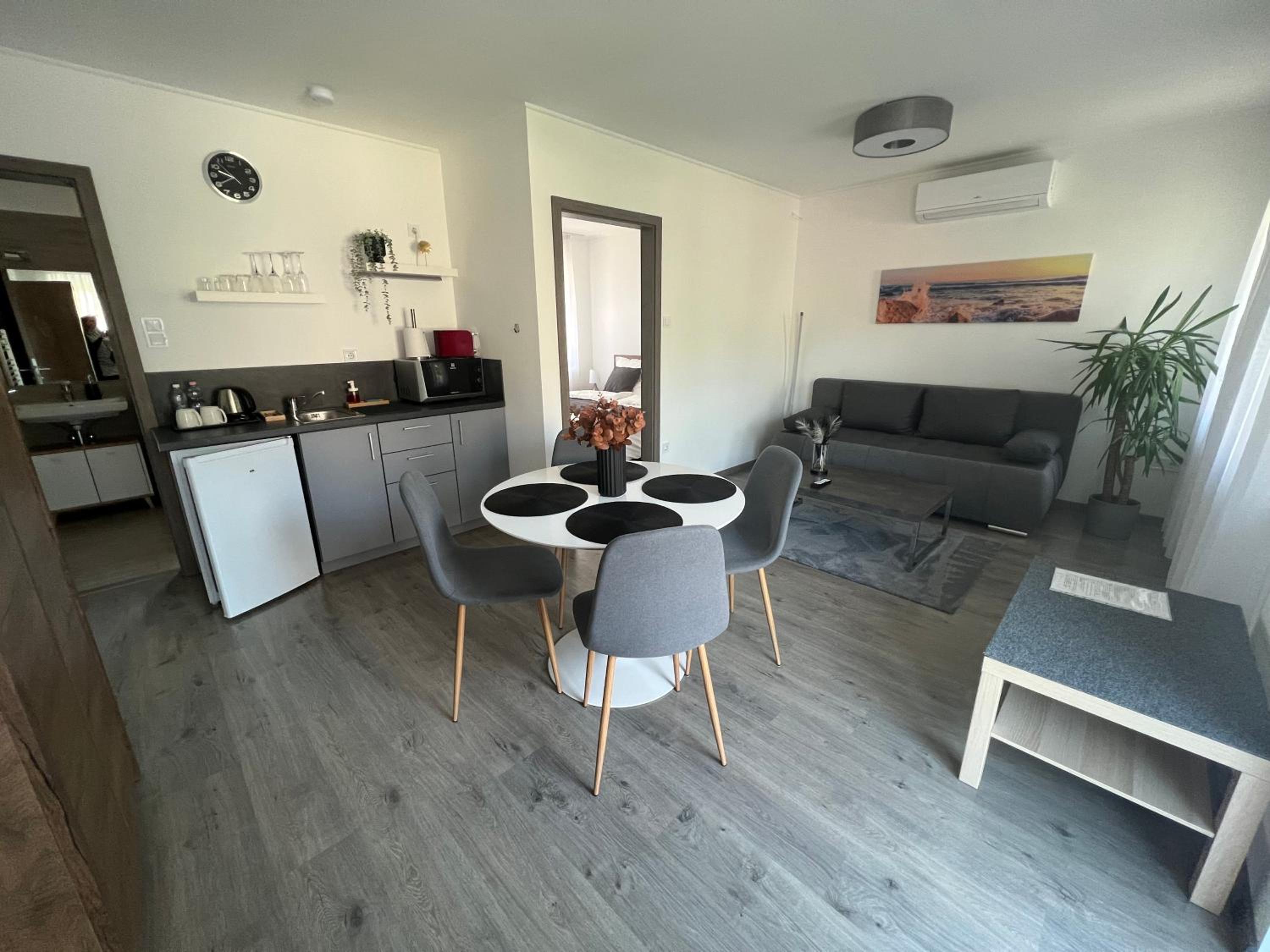 Apartment with Terrace photo 1