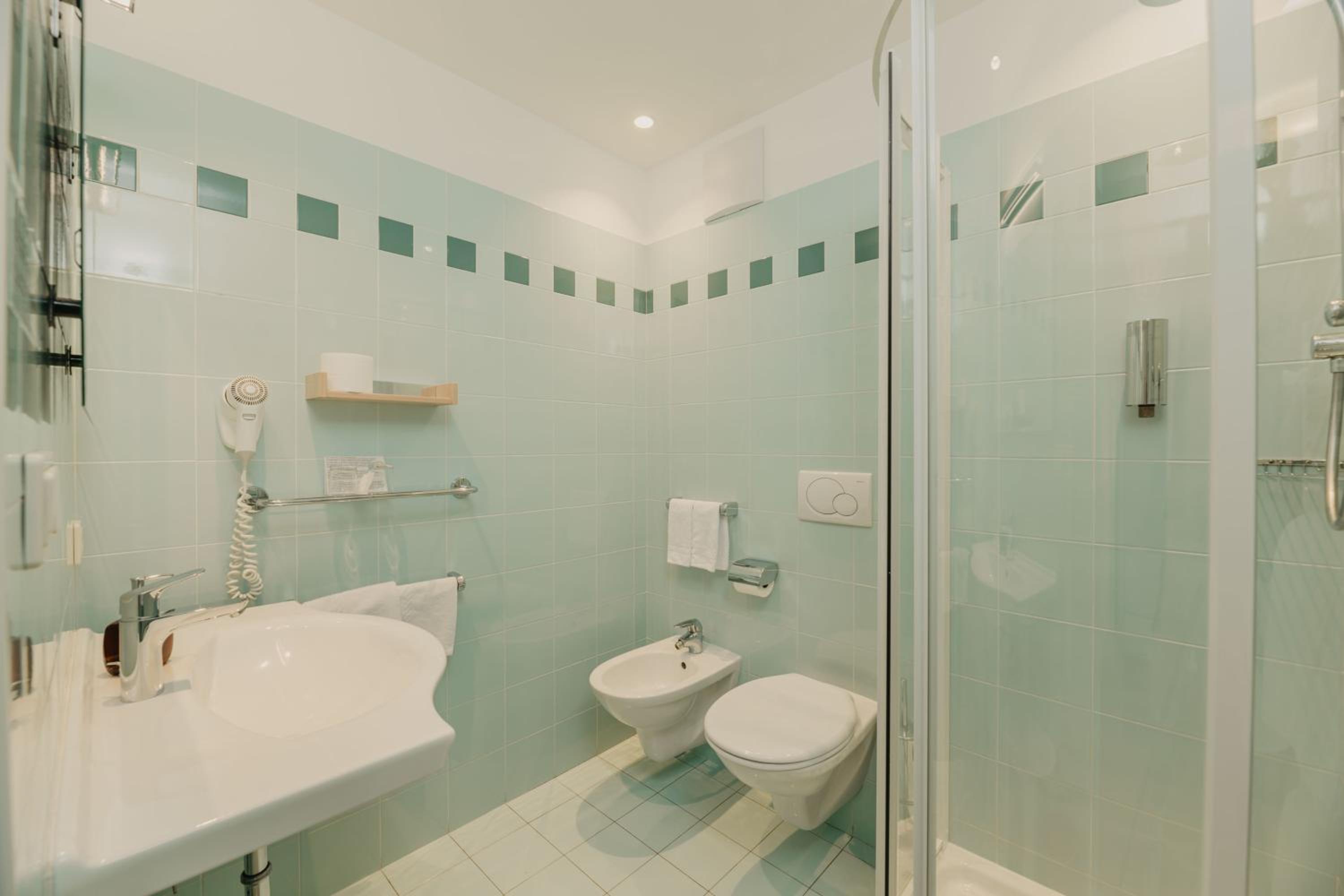 Junior Suite with Balcony photo 2