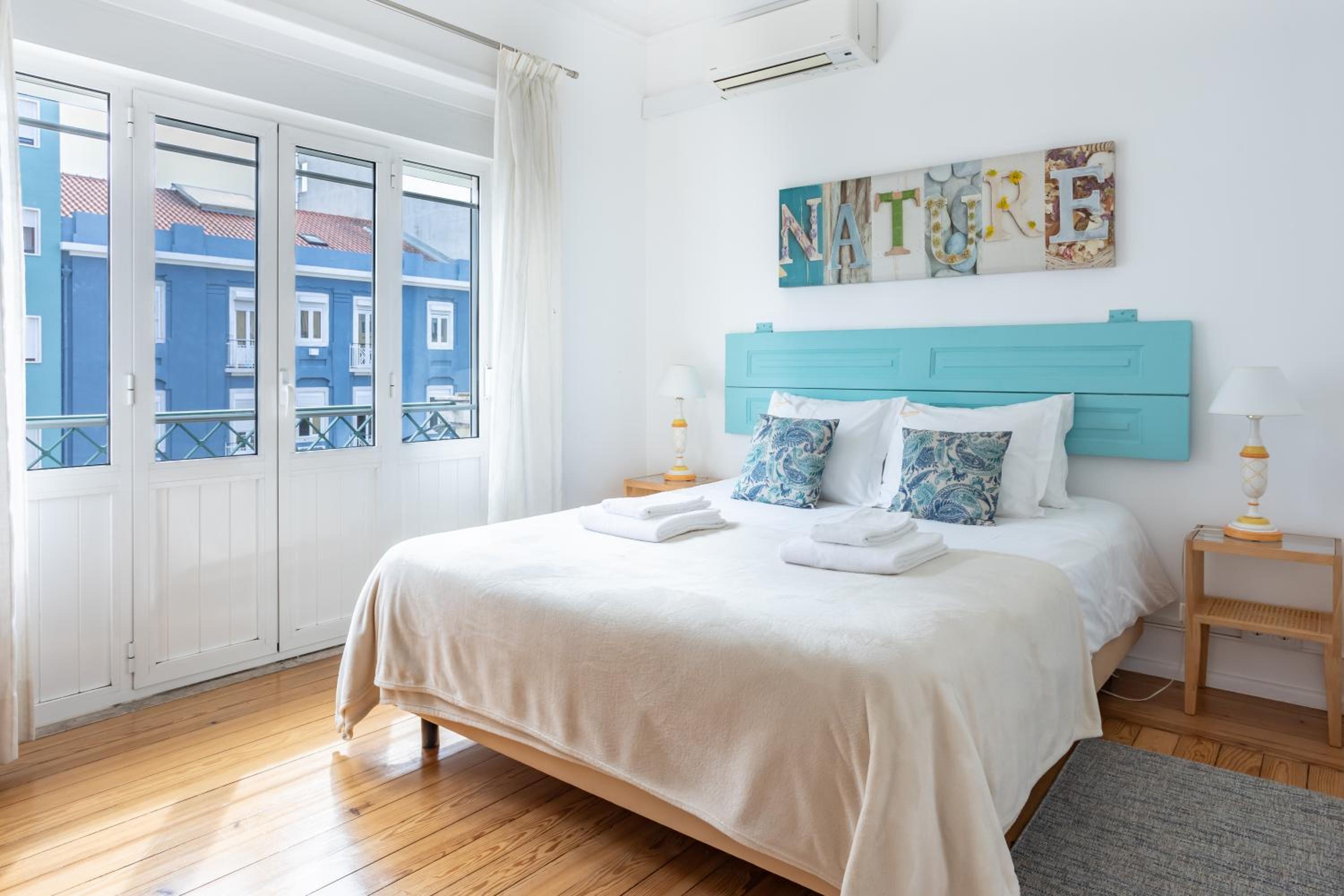 Apartment with Balcony - Third Floor