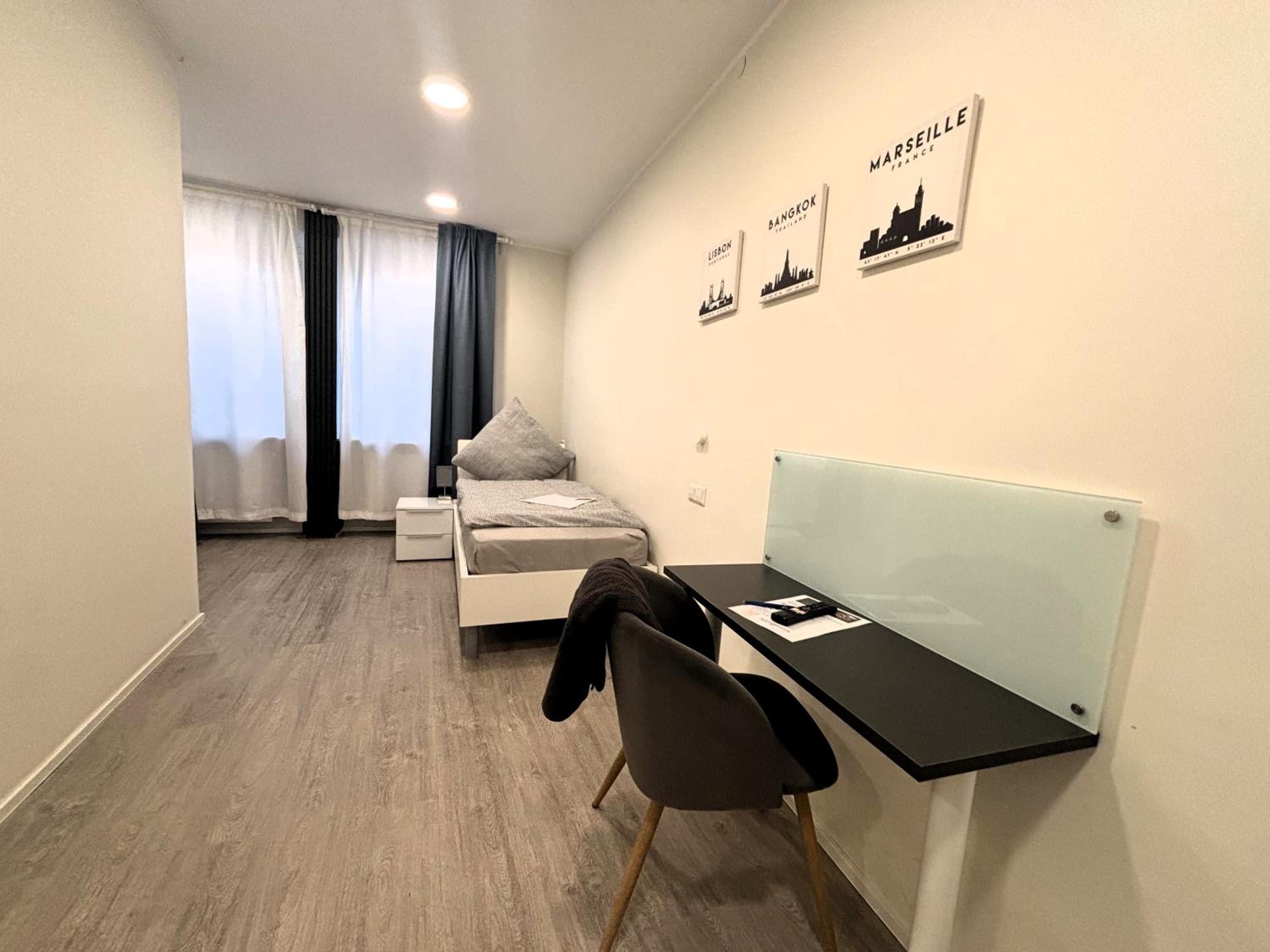 Single Room photo 1