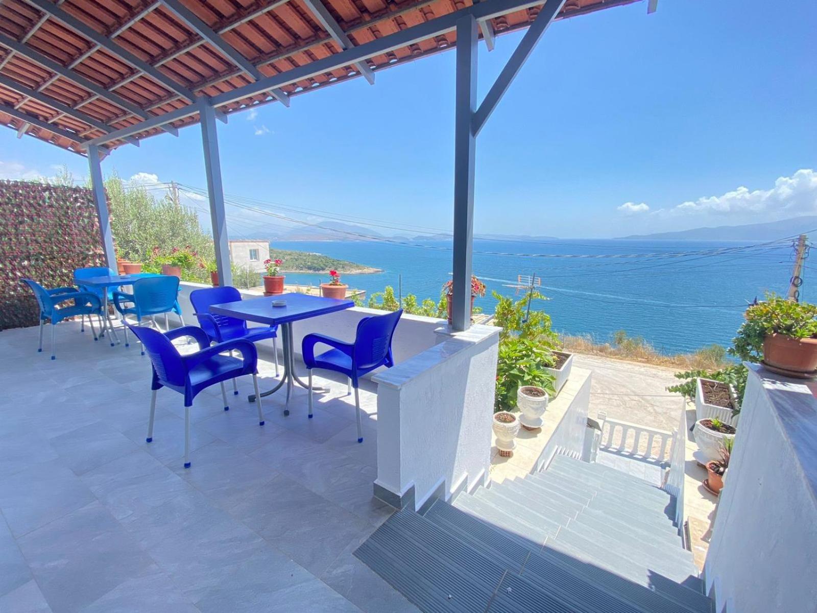 Triple Room with Next Door Private Bathroom with Shared Kitchenette and Sea View Terrace