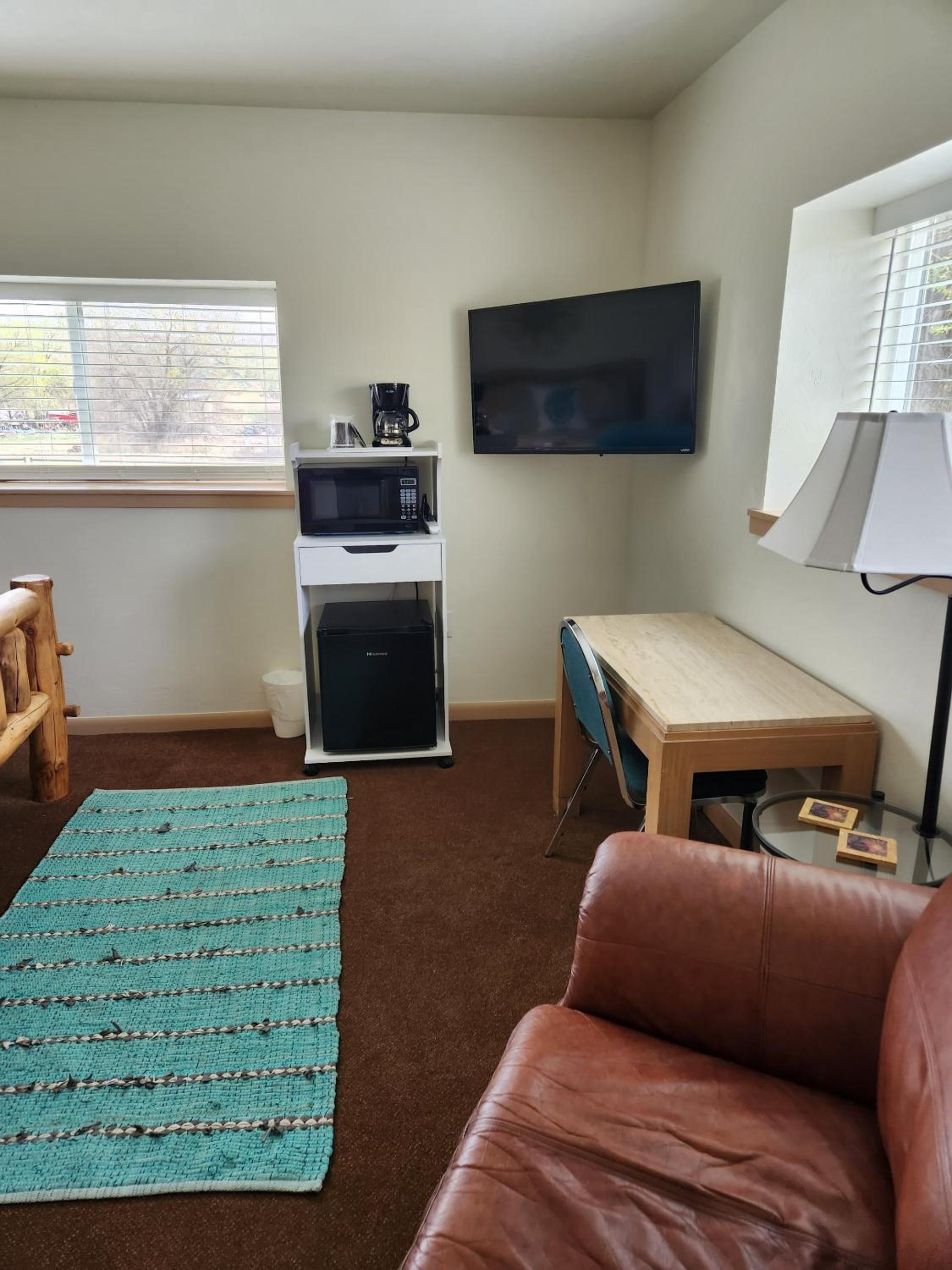 One-Bedroom Cottage - Photo 13