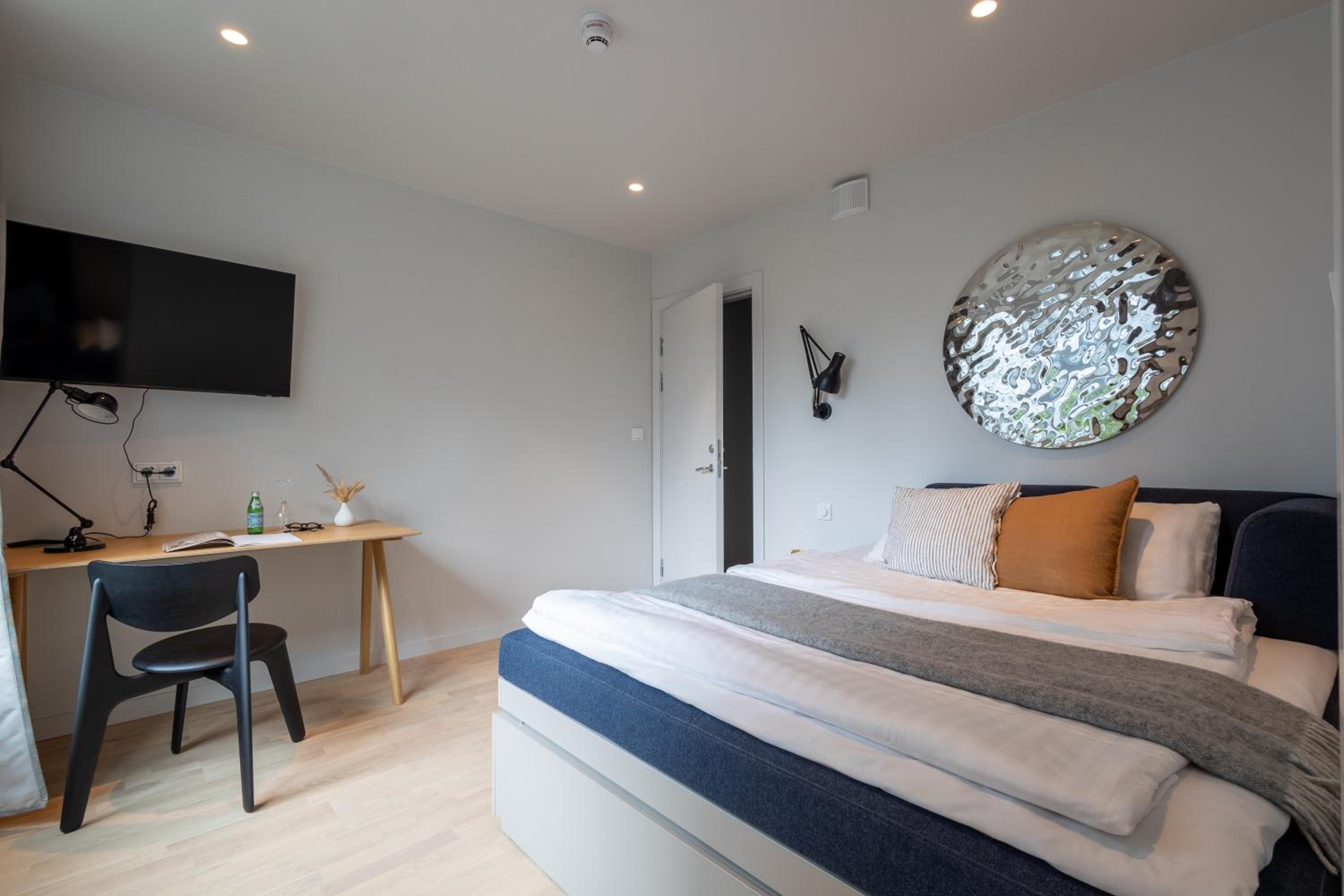 Executive Apartment thumbnail 5