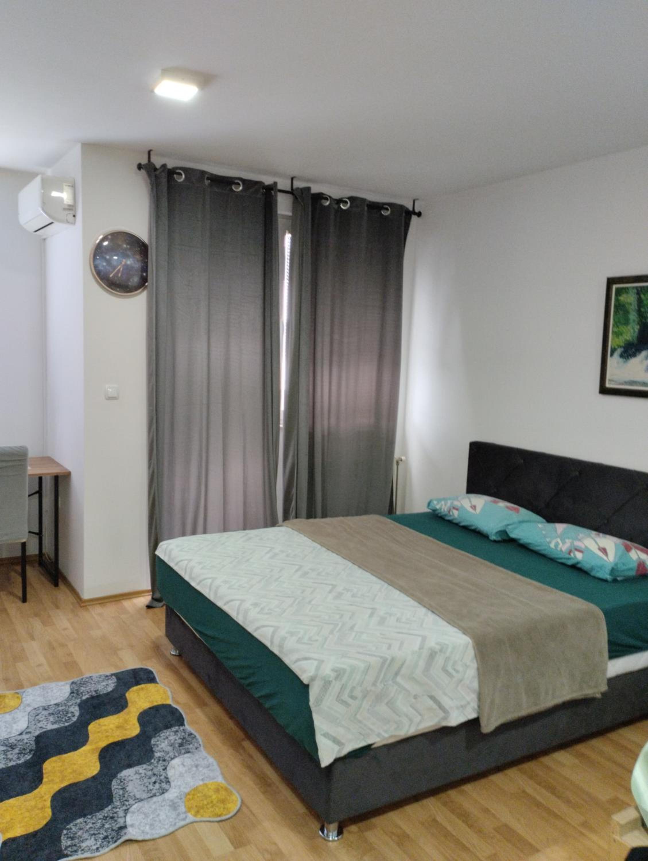 Apartment photo 3